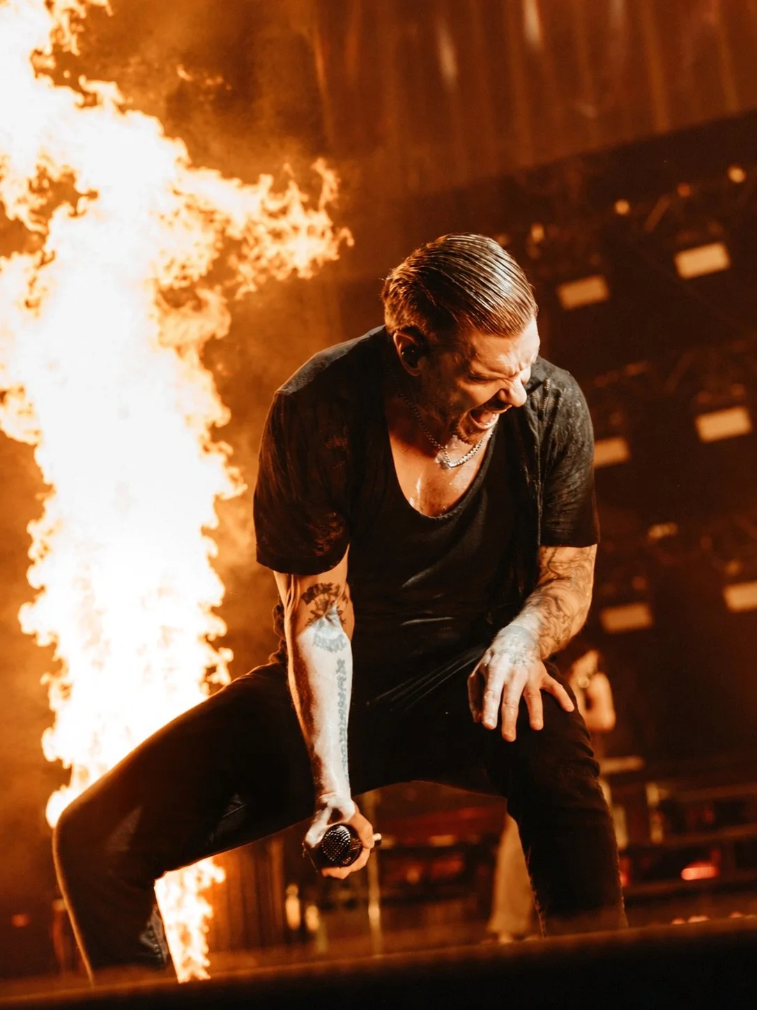 @Shinedown VIII.VII.MMXXVI 
Insane. Thanks for having me out.

Shot with @canonusa R5, using an RF 70-200 2.8, RF 15-35 2.8, RF 24&ndash;70 2.8 &amp; RF 50 1.2

@mgmexperiences @mandalaybay
#shinedown #shinedownnation #lasvegas #vegas #livemusic