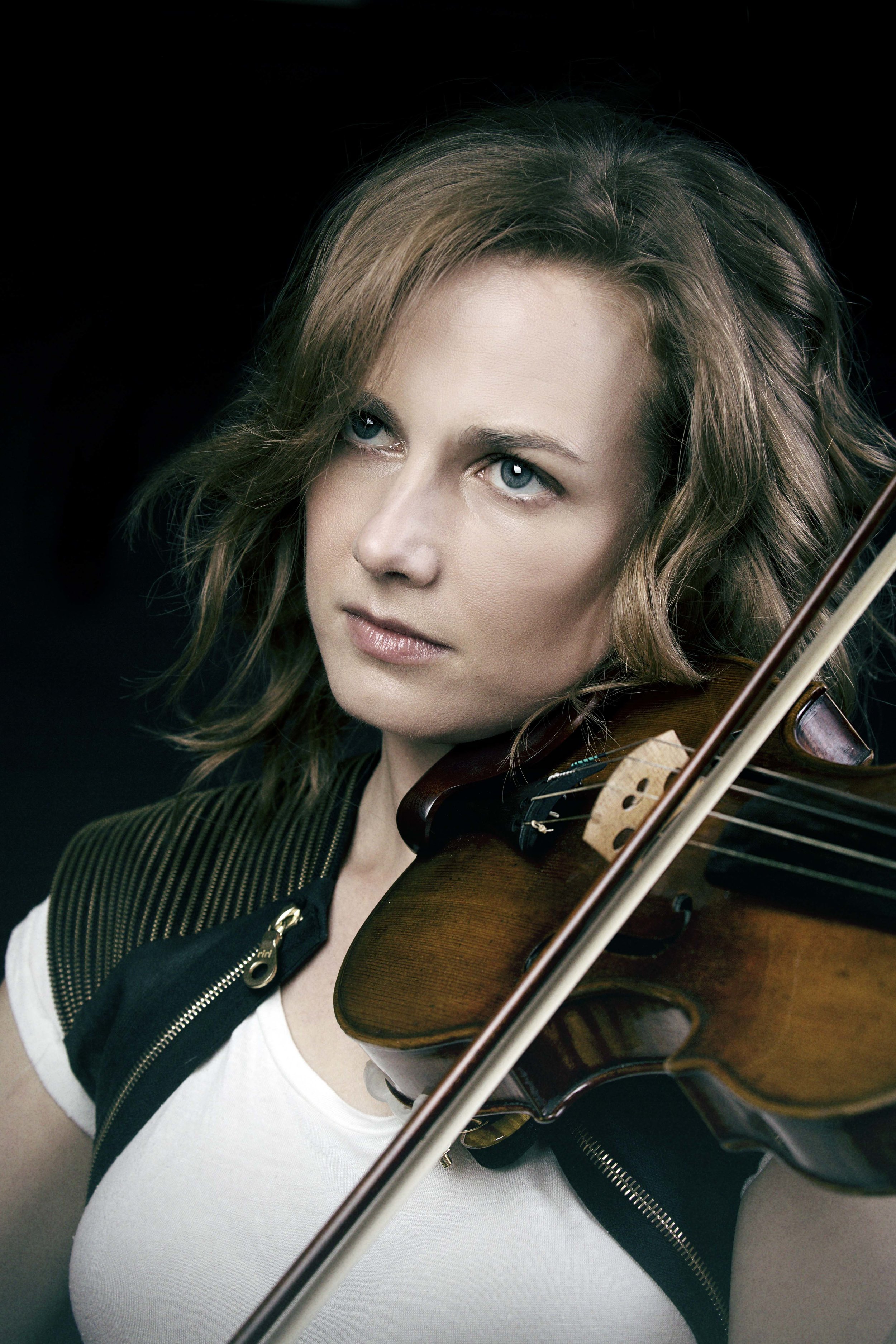 Satu Vanska - Principal Violin, Australian Chamber Orchestra