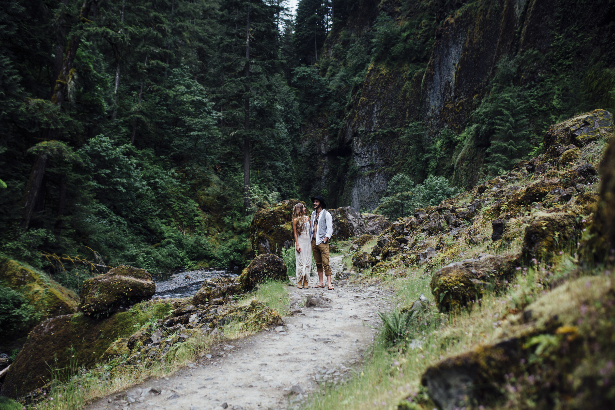  Nataly Zigdon Photography | Portland Oregon | Columbia River Gorge | Wahclella Falls | Couple Session 