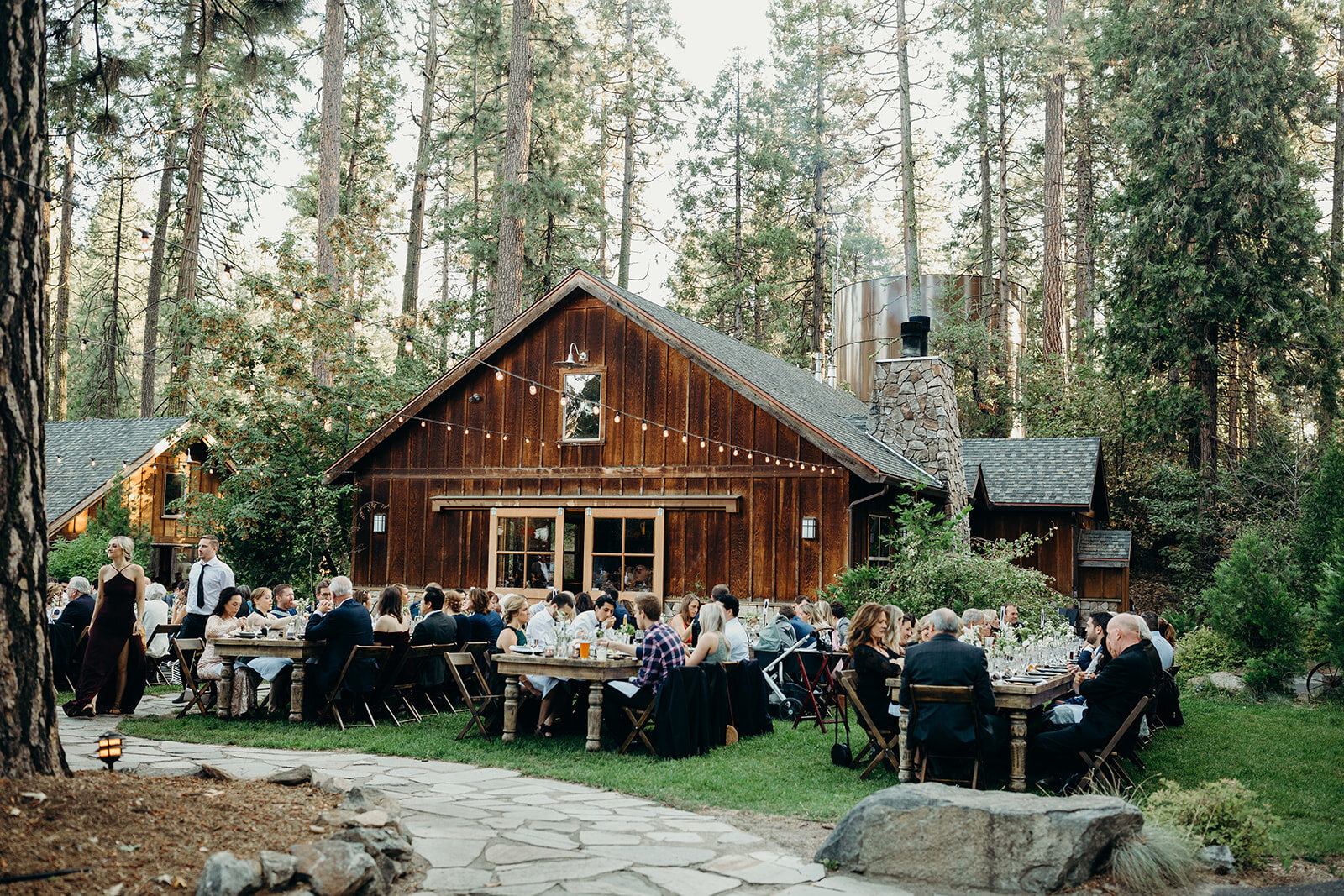 Sarah-Daniel-Evergreen-Lodge-Yosemite-Wedding-1148.jpg