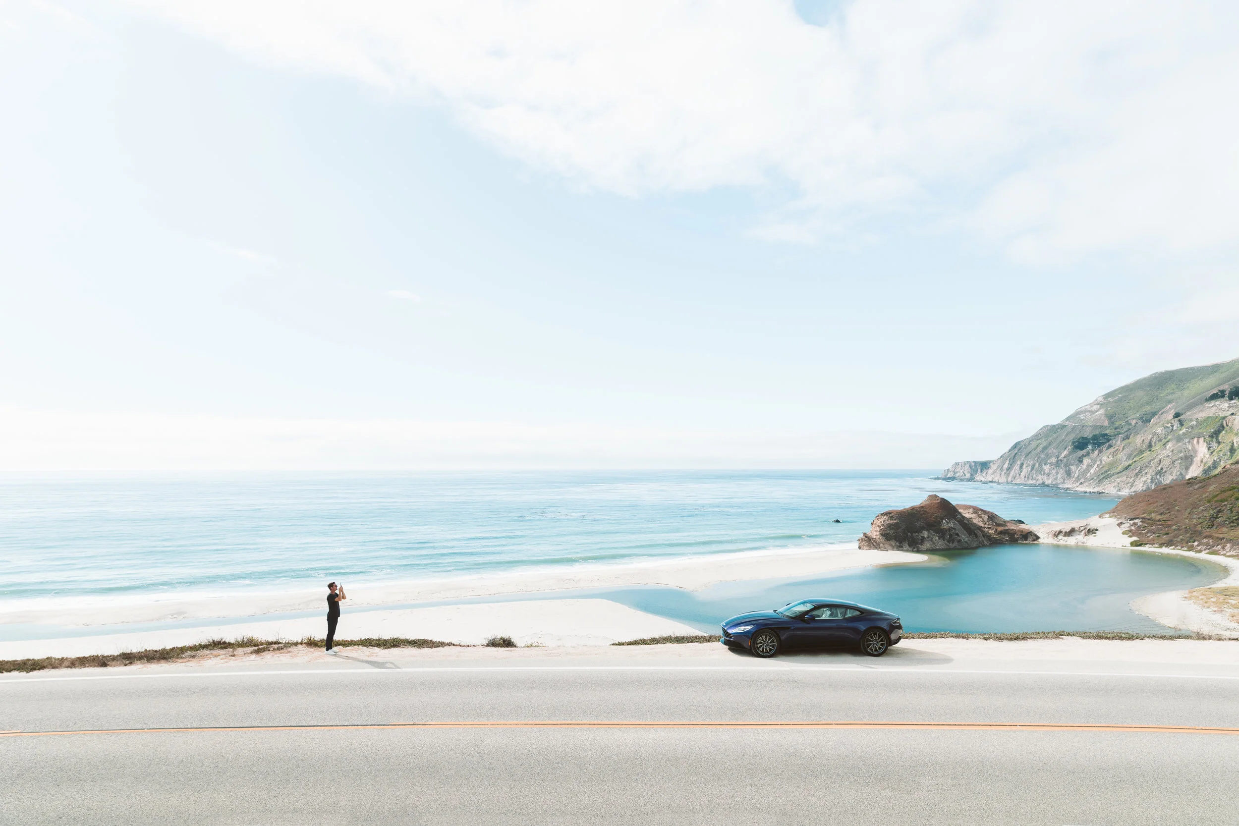 ABE1_Aston_Martin_Big_Sur_DB11_-2.jpg