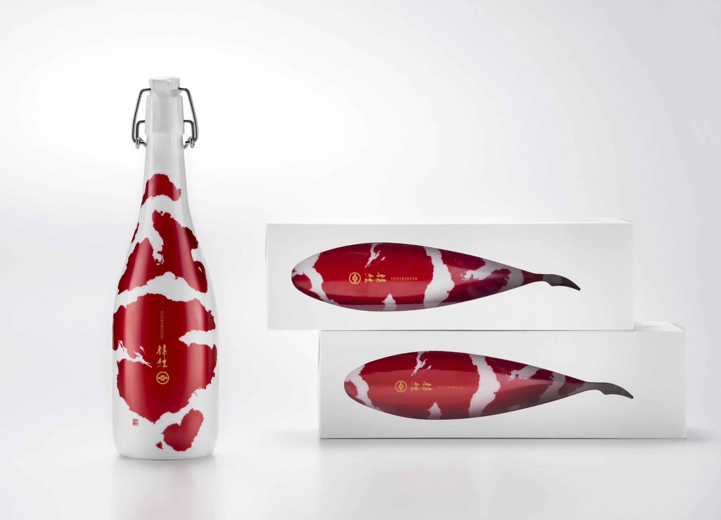 Japanese sake "KOI" Client: Imayotsukasa Sake Brewery Co. Ltd. Design Company: BULLET Inc. Art Director/Designer: Aya Codama Calligrapher: Kasetsu Project Director: Masayuki Habuki Project Manager: Yosuke Tanaka Printing company: Yamaharu Glass Co. Ltd, Taiyo Printing Co. Ltd