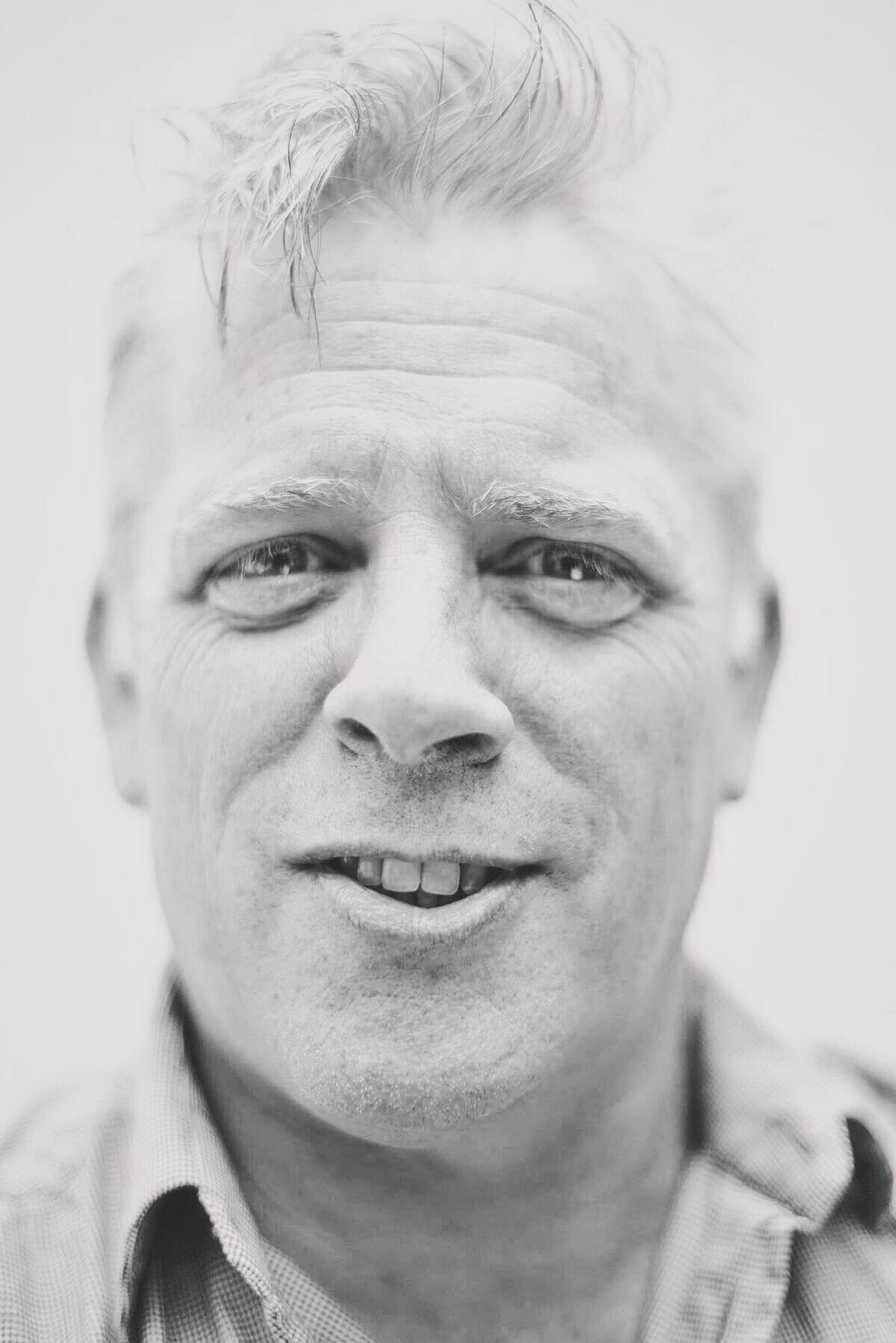 RICHARD COLLINS Senior Architect / Urban Designer