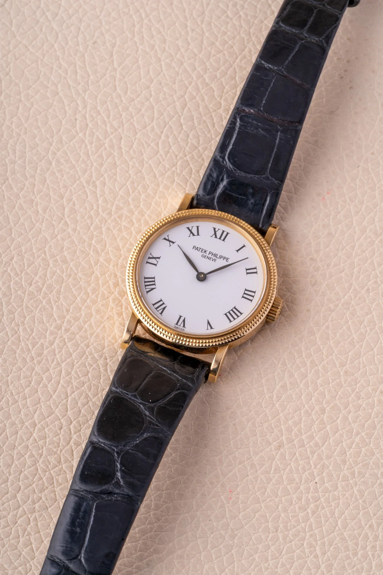 C35_Patek_Philippe_Calatrava_s-09935.jpg