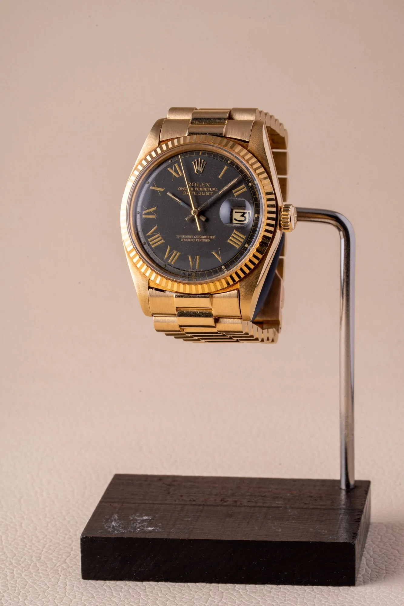 Rolex_Datejust_Gold_A_s-1.jpg