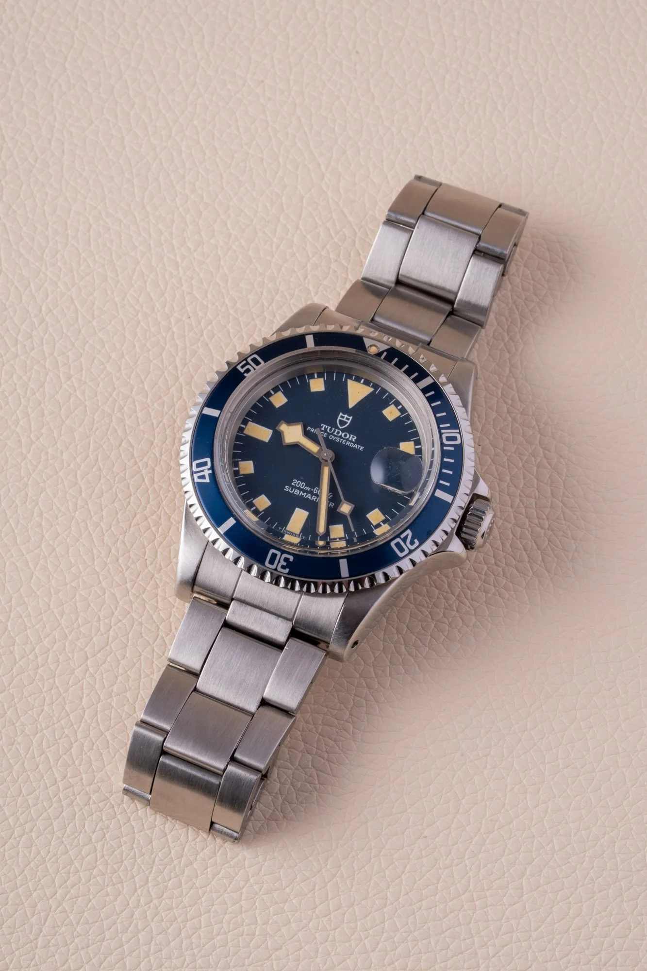 Tudor_9411-0_A_s-6.jpg