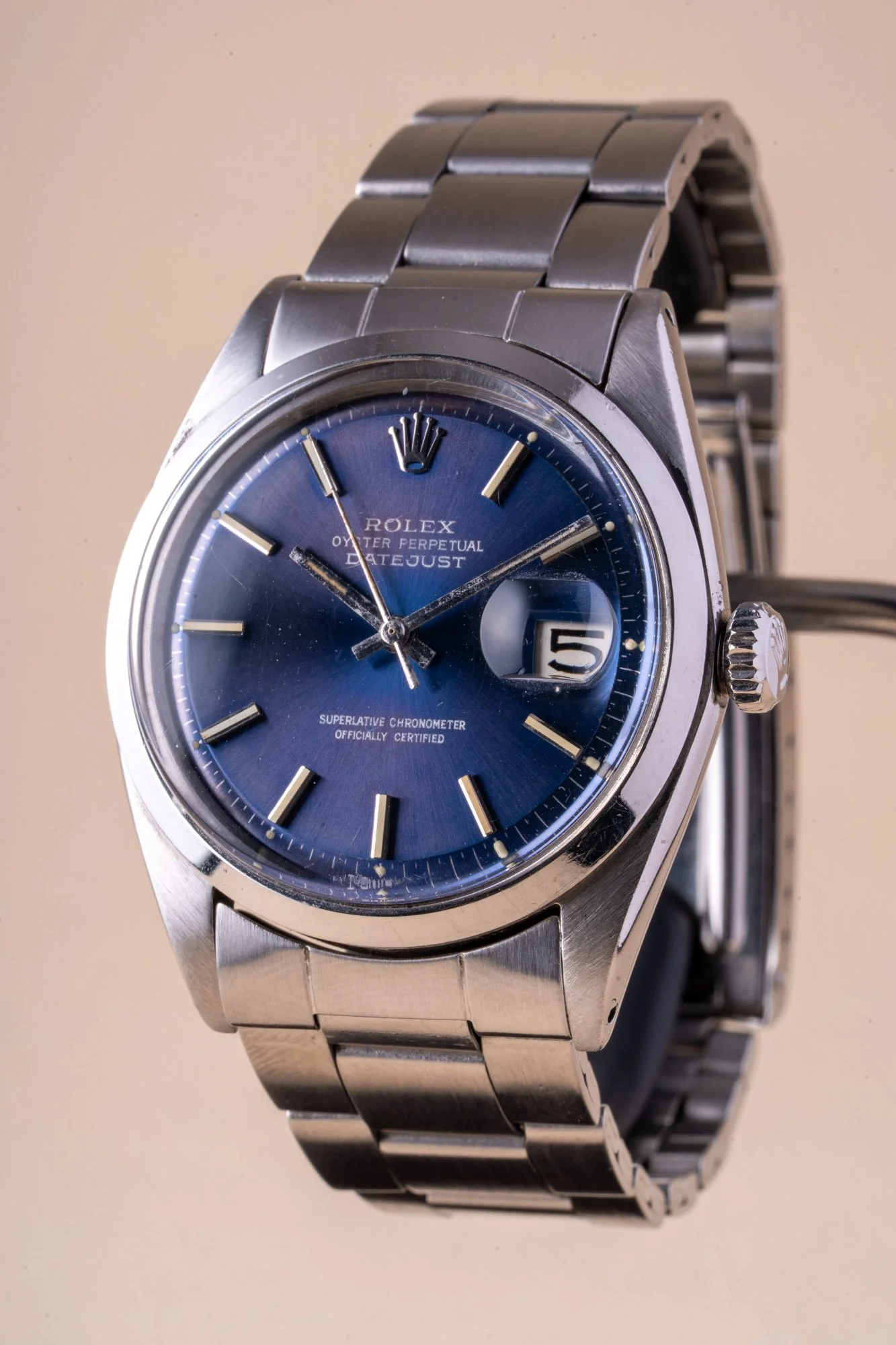 Rolex_Datejust_B_1600_s-3.jpg