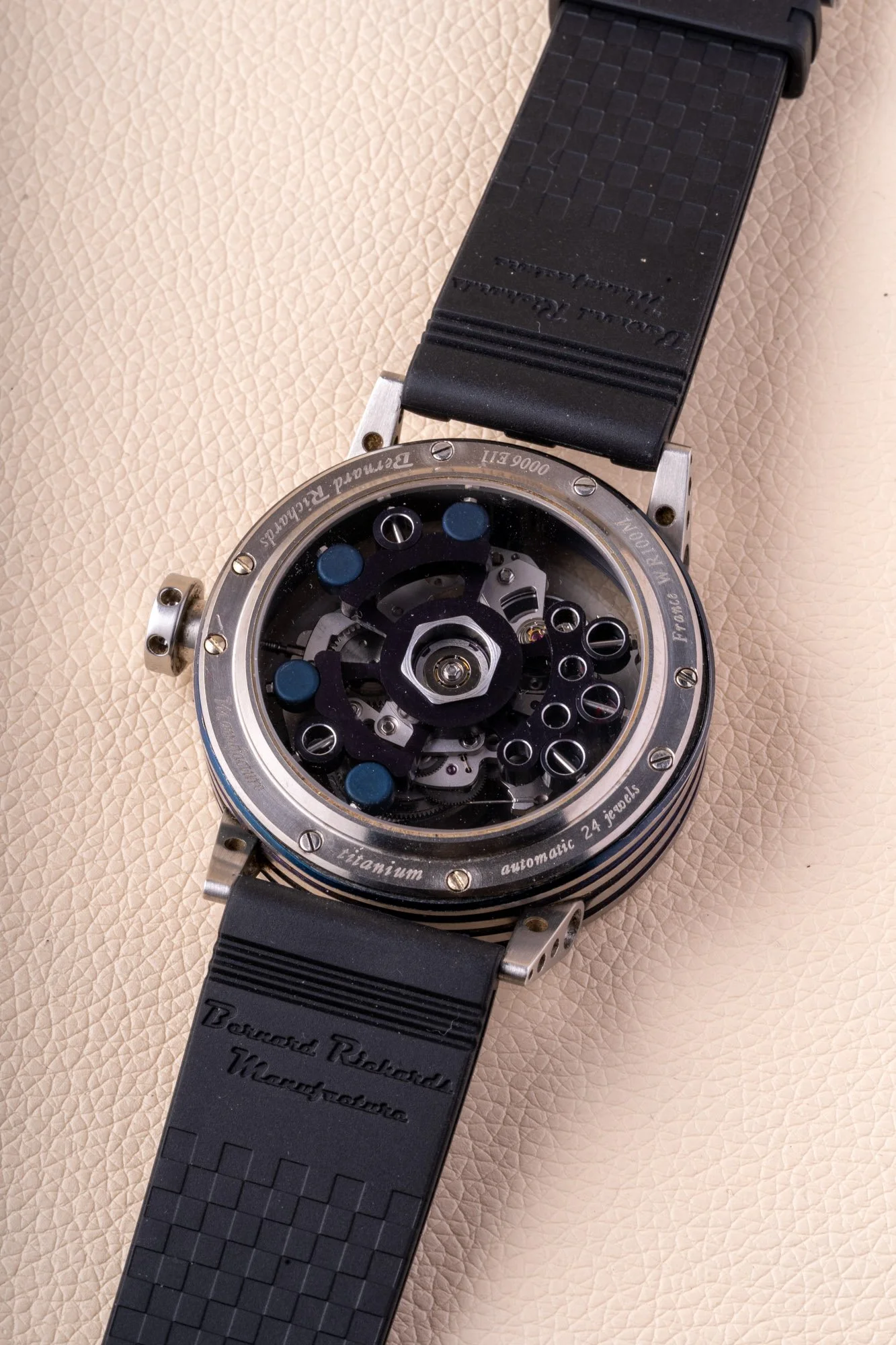 C61_BRN_R-50-TN_s-01795.jpg