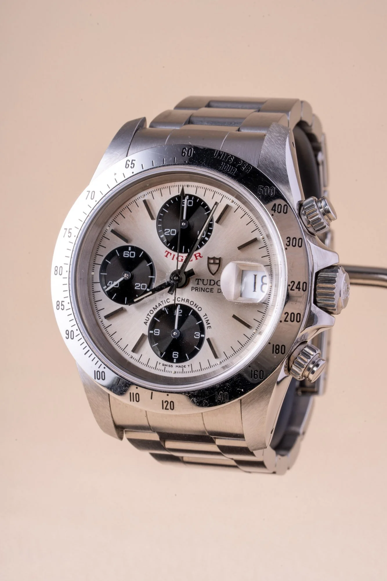 Tudor_79180_Oysterdate_A_s-3.jpg
