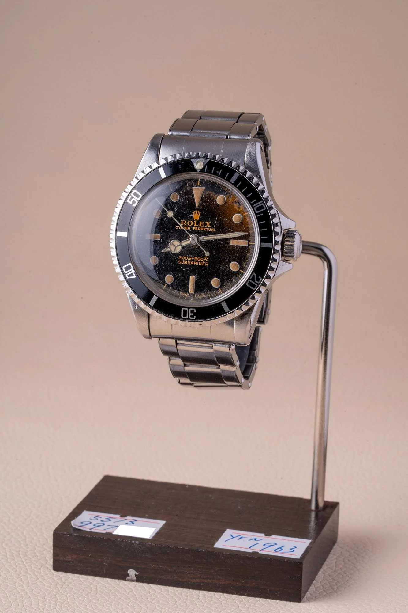 Rolex_5513_C_yrs_1963_s-1_masked.jpg