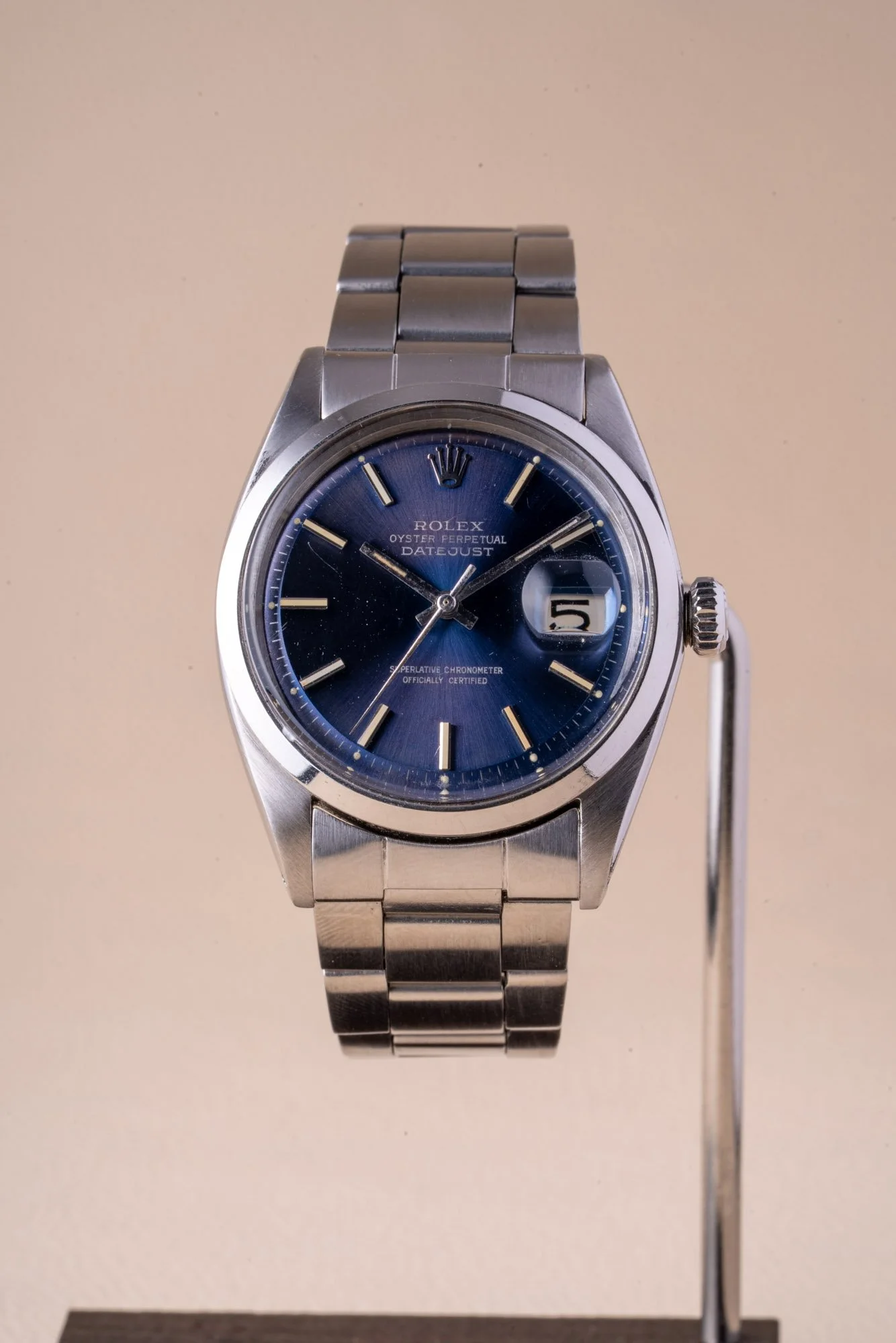 Rolex_Datejust_B_1600_s-2.jpg