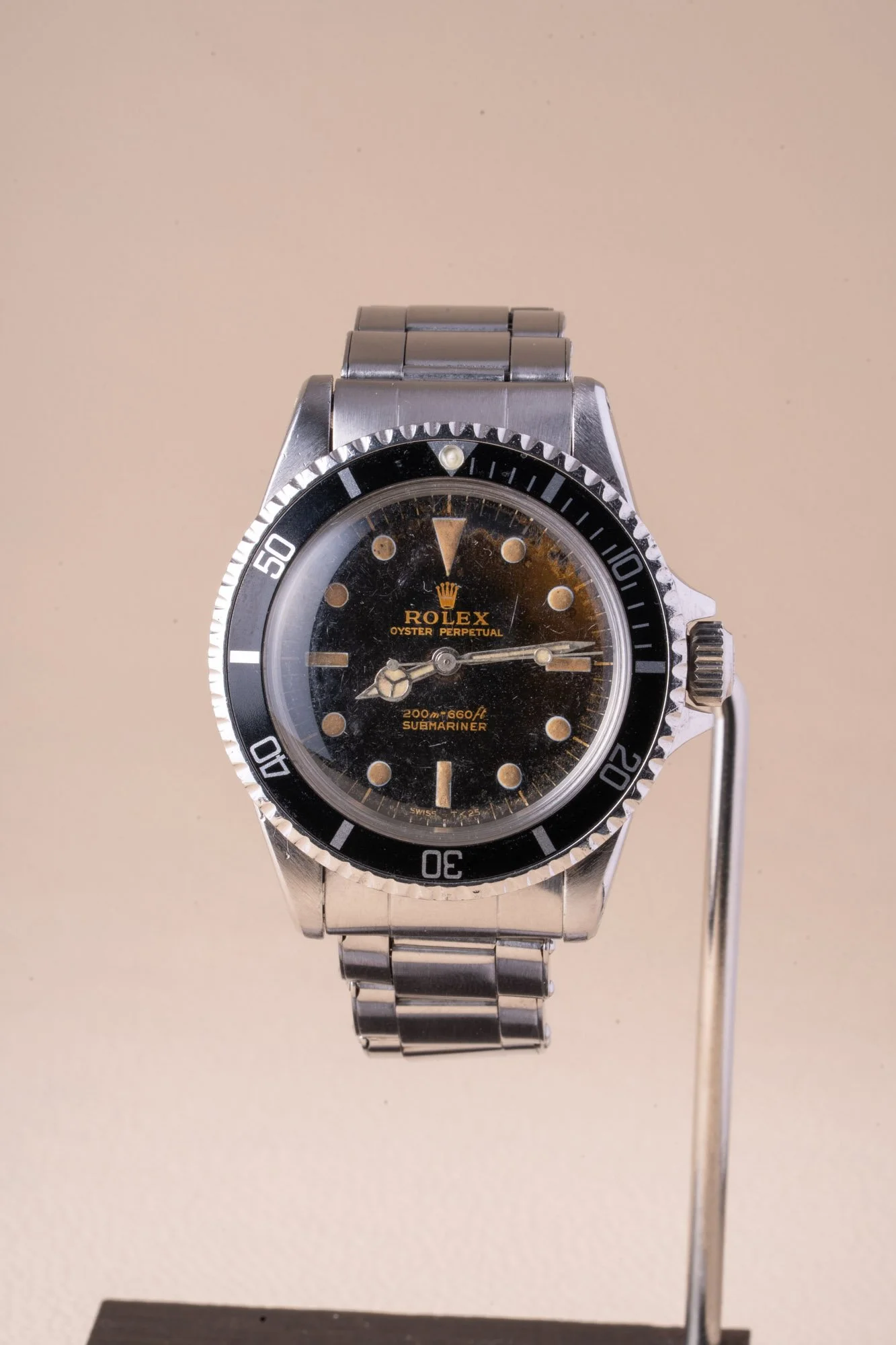 Rolex_5513_C_yrs_1963_s-2.jpg