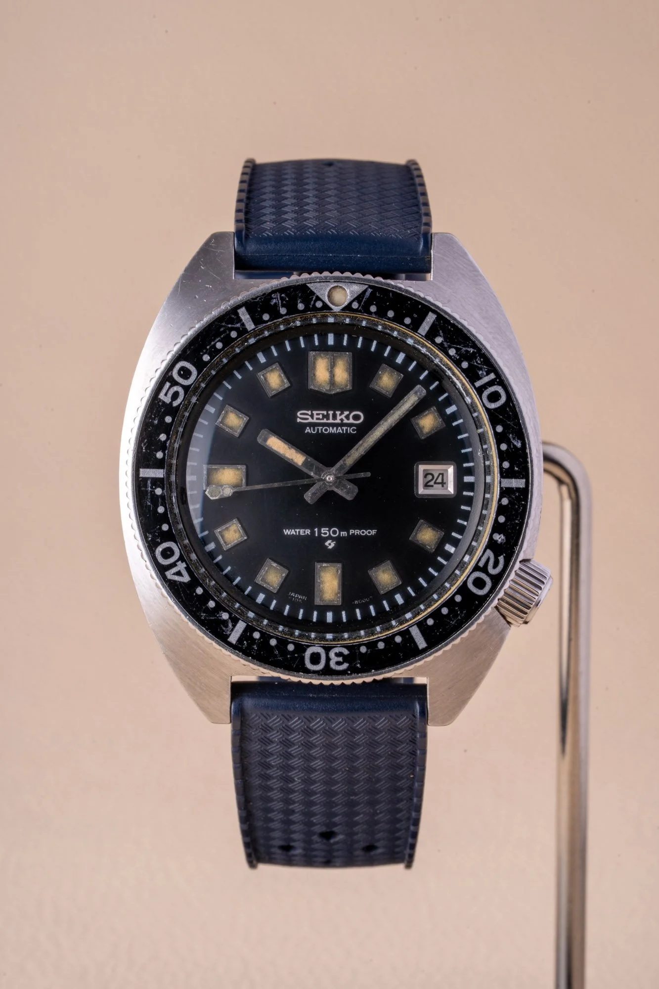 Seiko_6105-8009_s-2.jpg