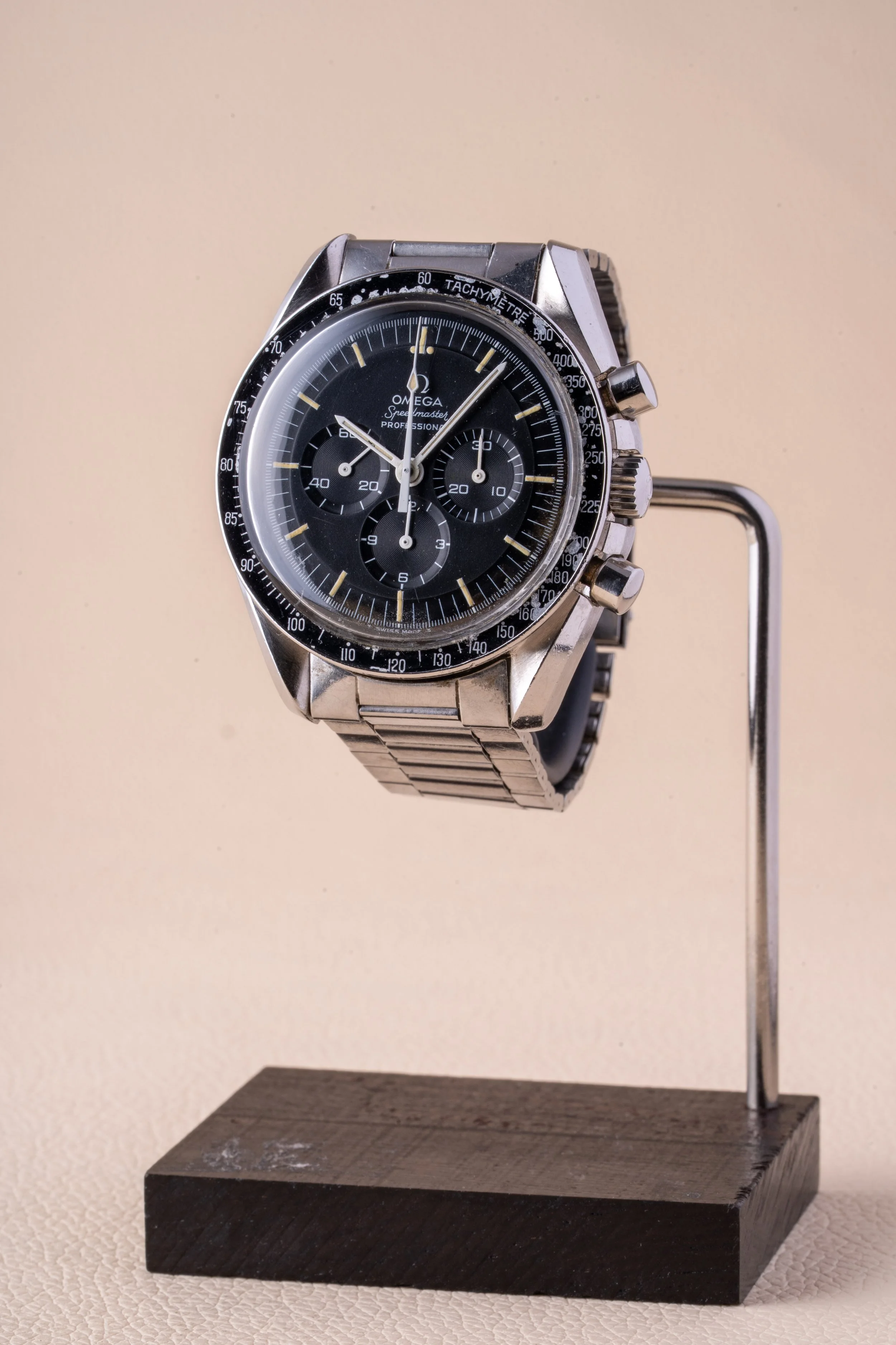 Omega Speedmaster Professional Moonwatch with 'Dot Over 90