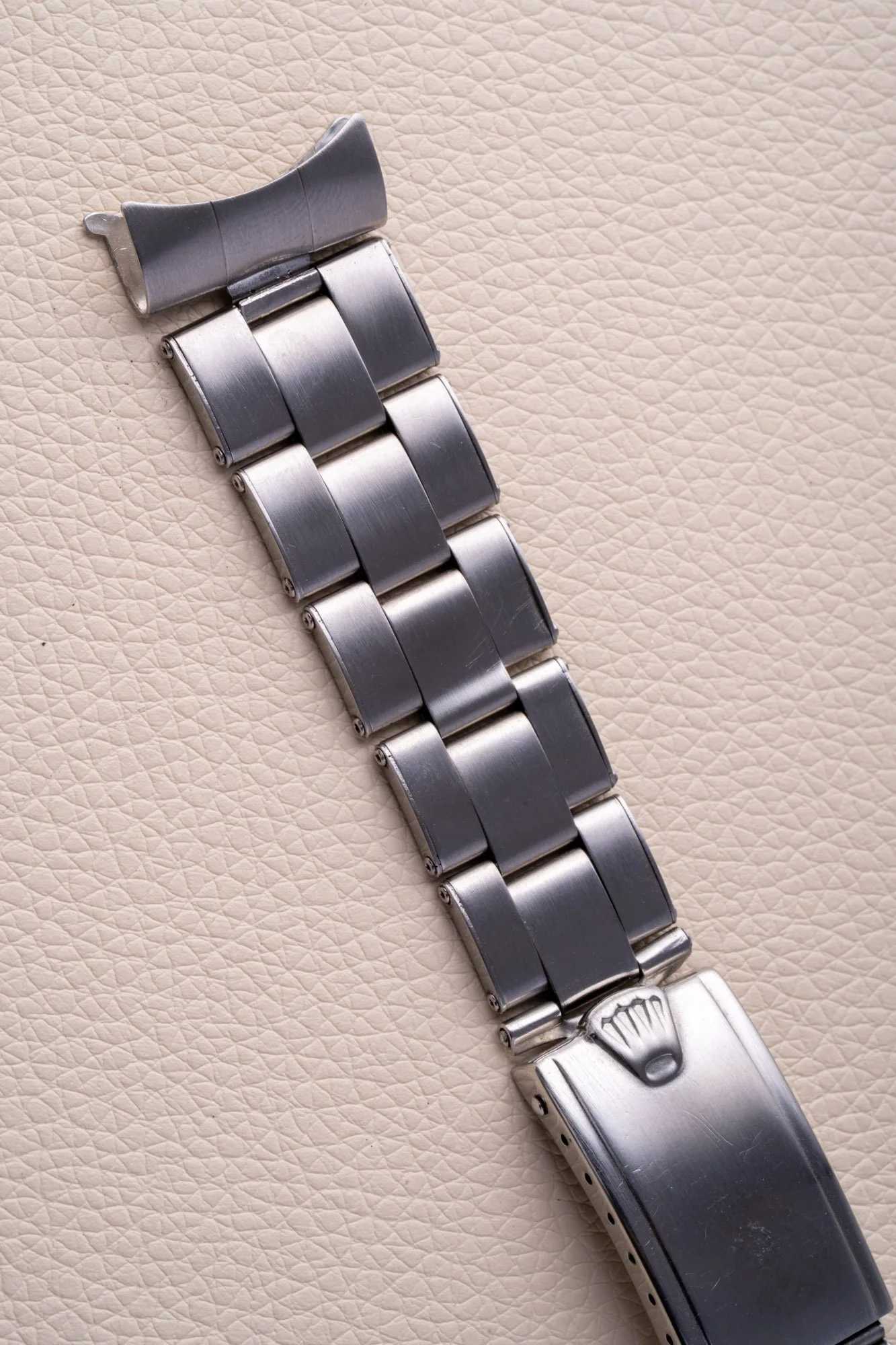 C_Oyster_20mm_Rivet_s-3.jpg
