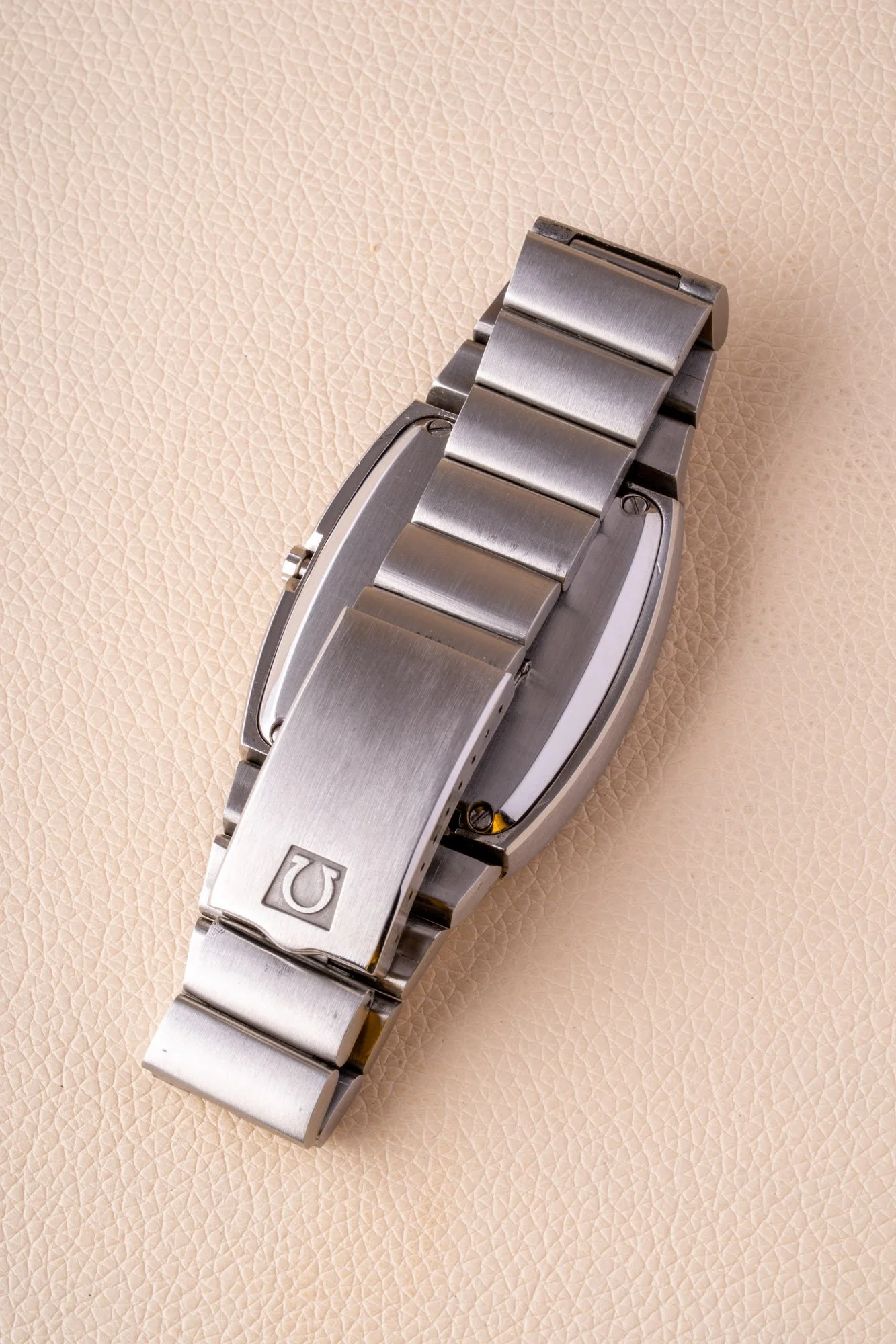 Omega_Constellation_Quartz_A_s-7.jpg