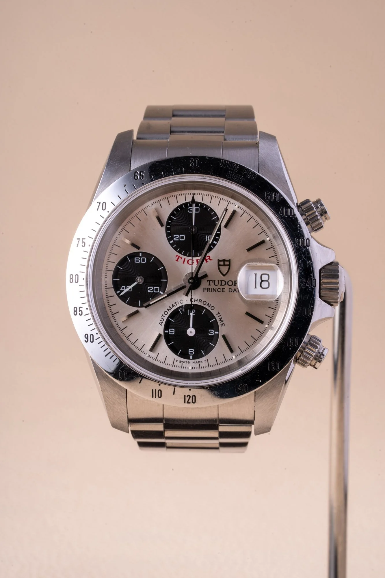 Tudor_79180_Oysterdate_A_s-2.jpg