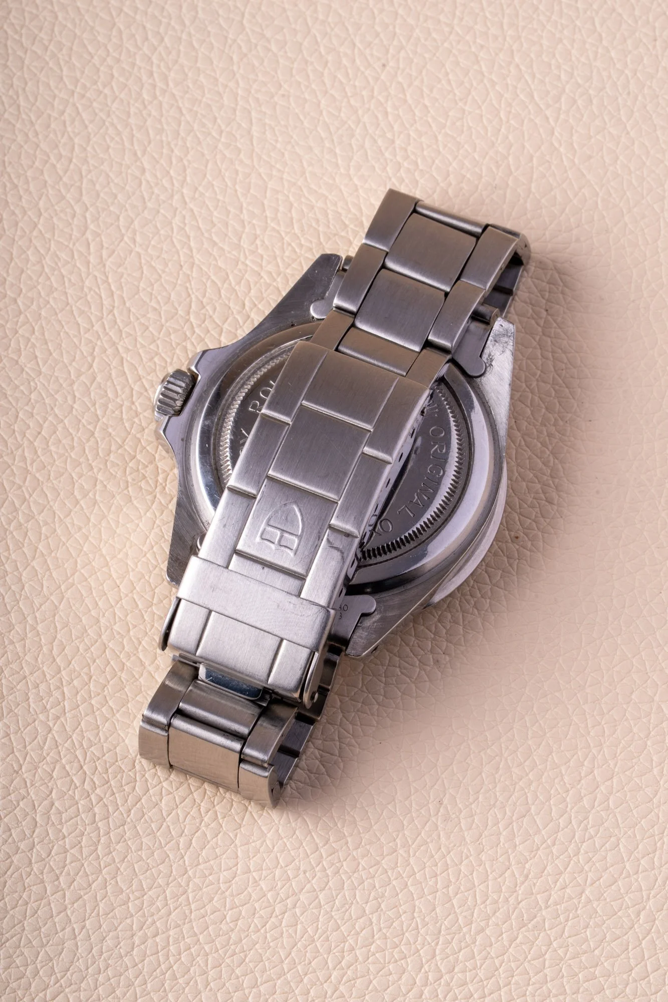 Tudor_7021-0_B_s-7.jpg