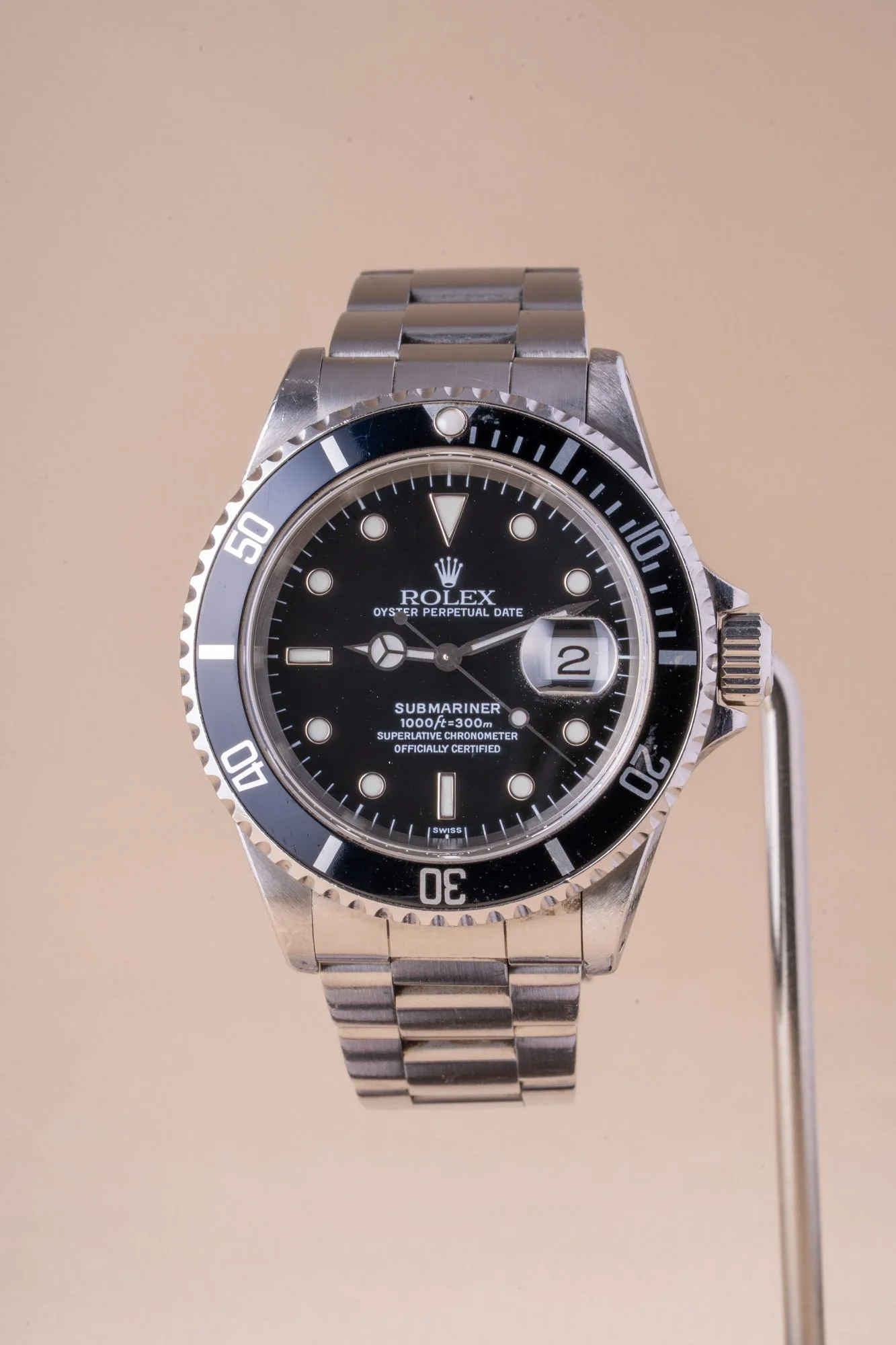 Rolex_Submariner_B_16610_s-2.jpg