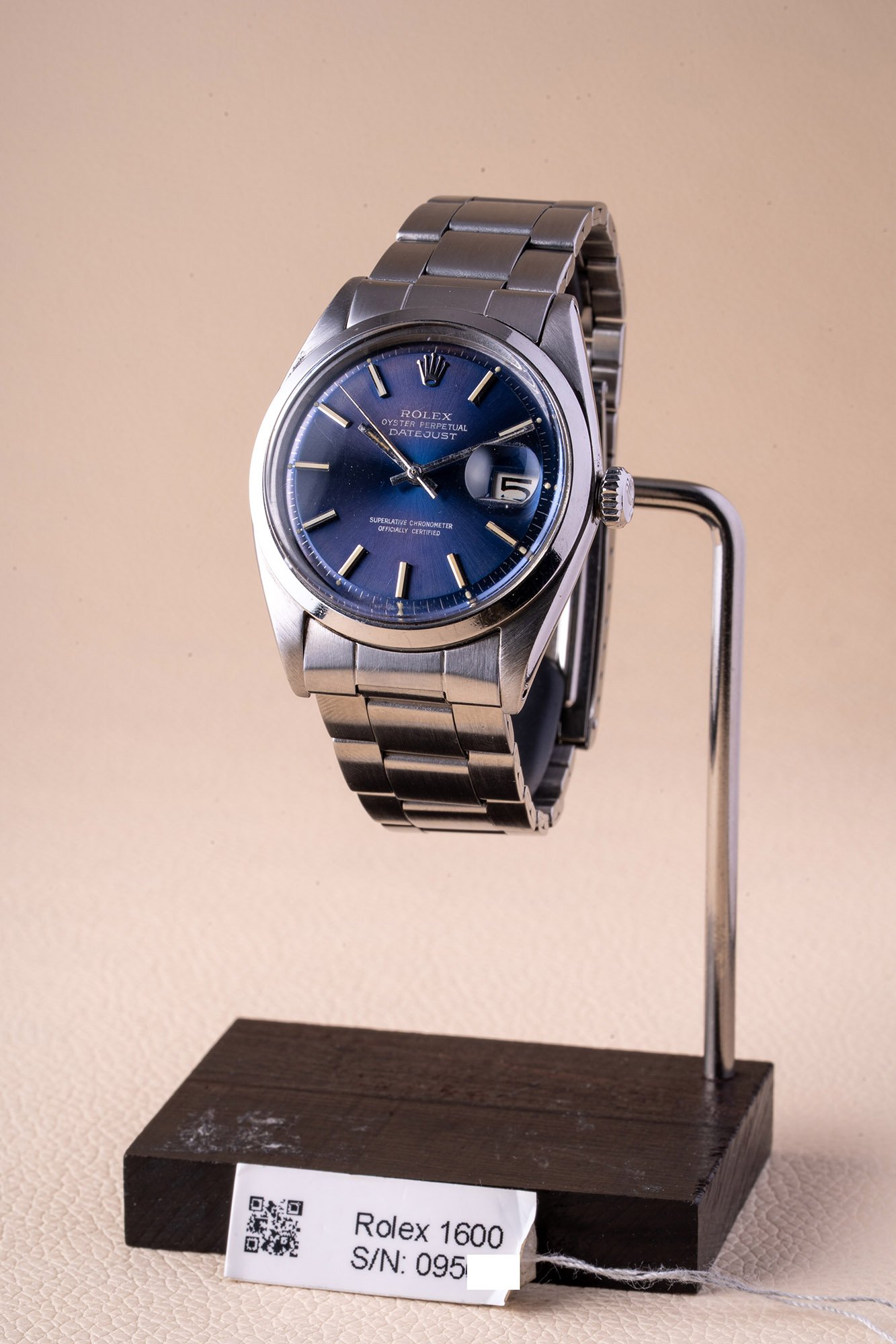 Rolex_Datejust_B_1600_s-4_masked.jpg