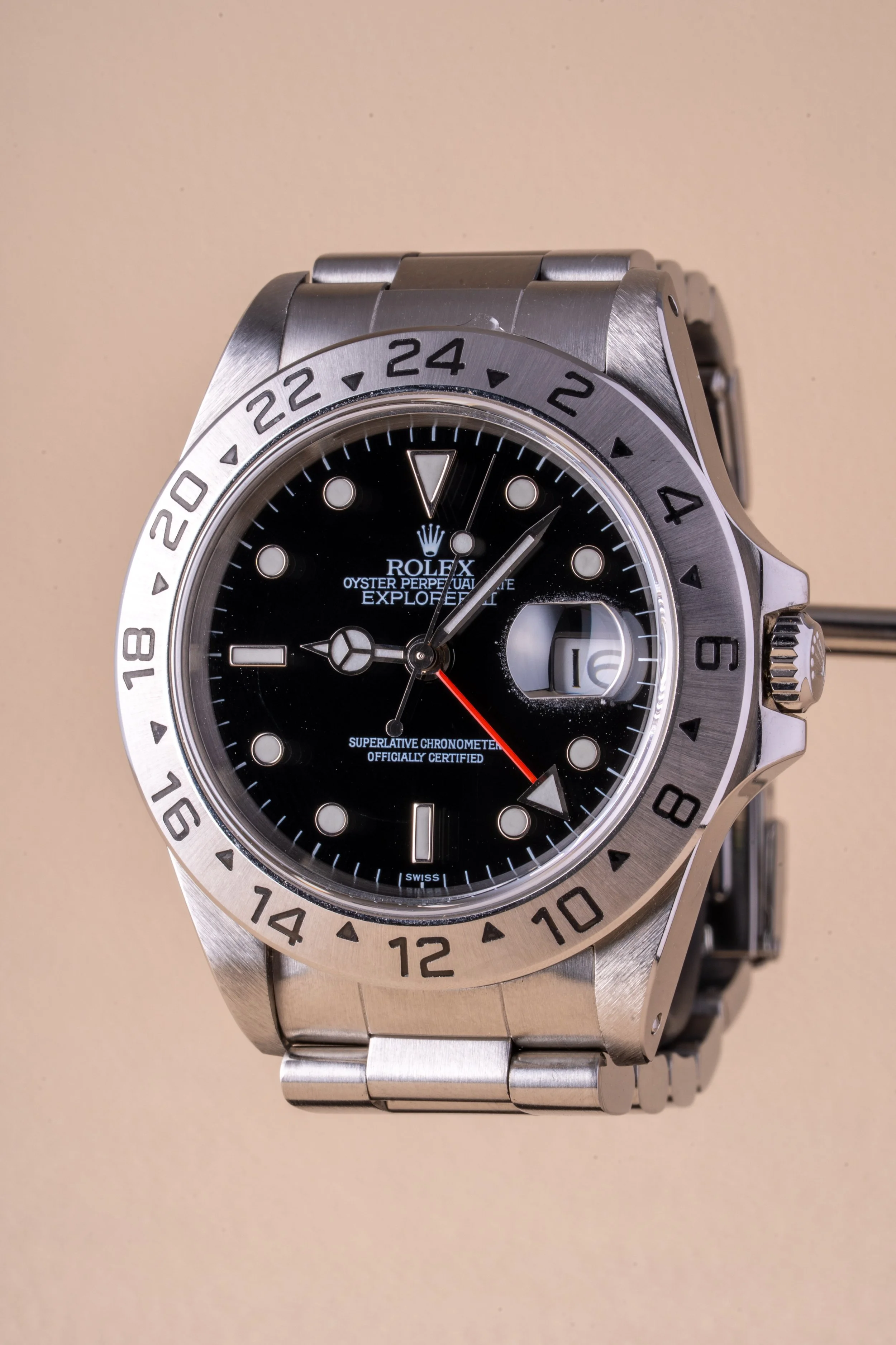 Rolex_Explorer_II_16570_C24-3.jpg