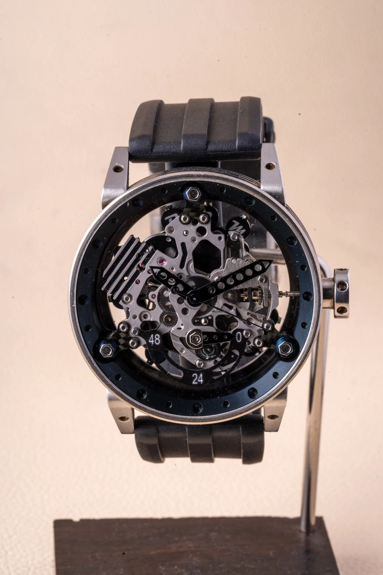C61_BRN_R-50-TN_s-01780.jpg