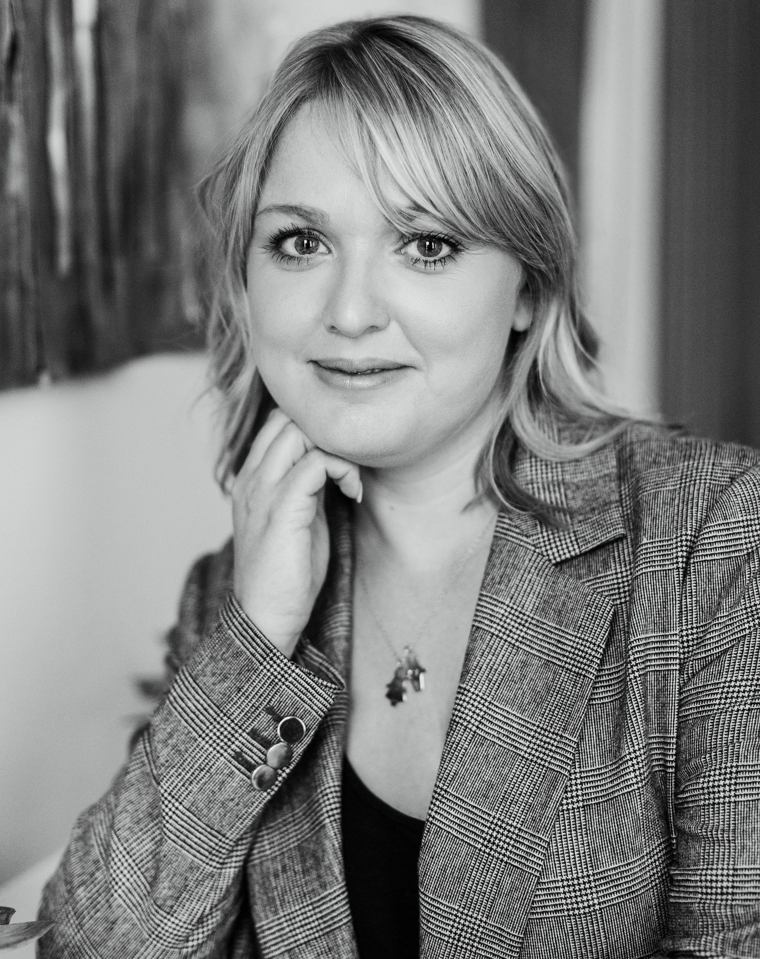 Lisa+Conway+Hughes-0595-BW.jpg
