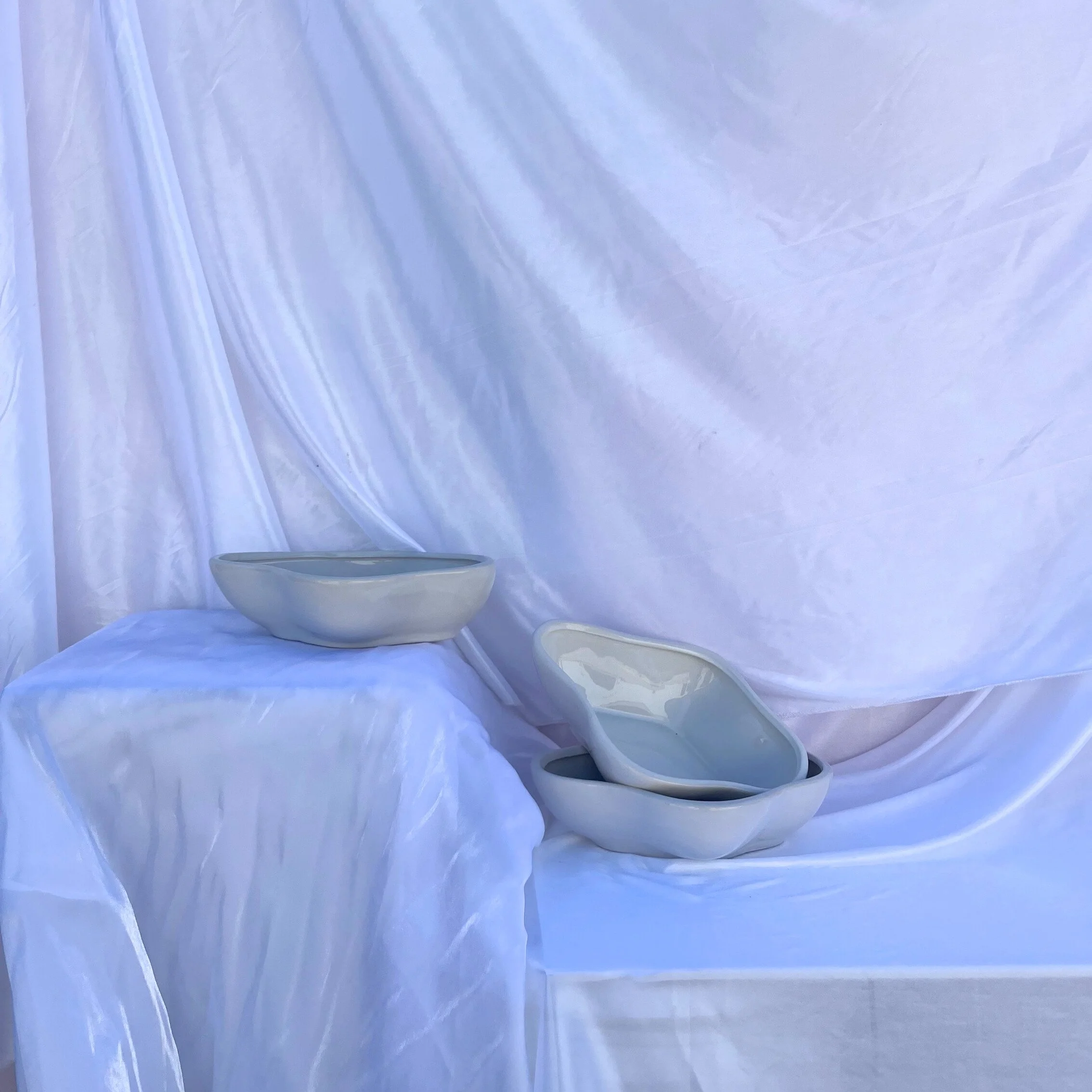 Low Wavy Bowl - White