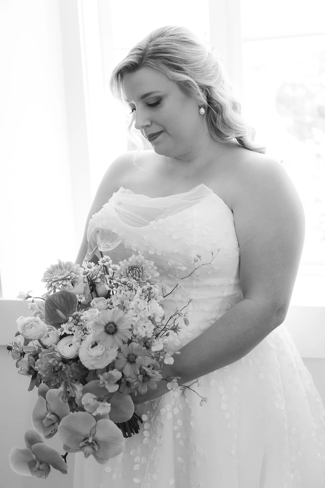 0023 AI INLIGHTEN 20251011.jpg