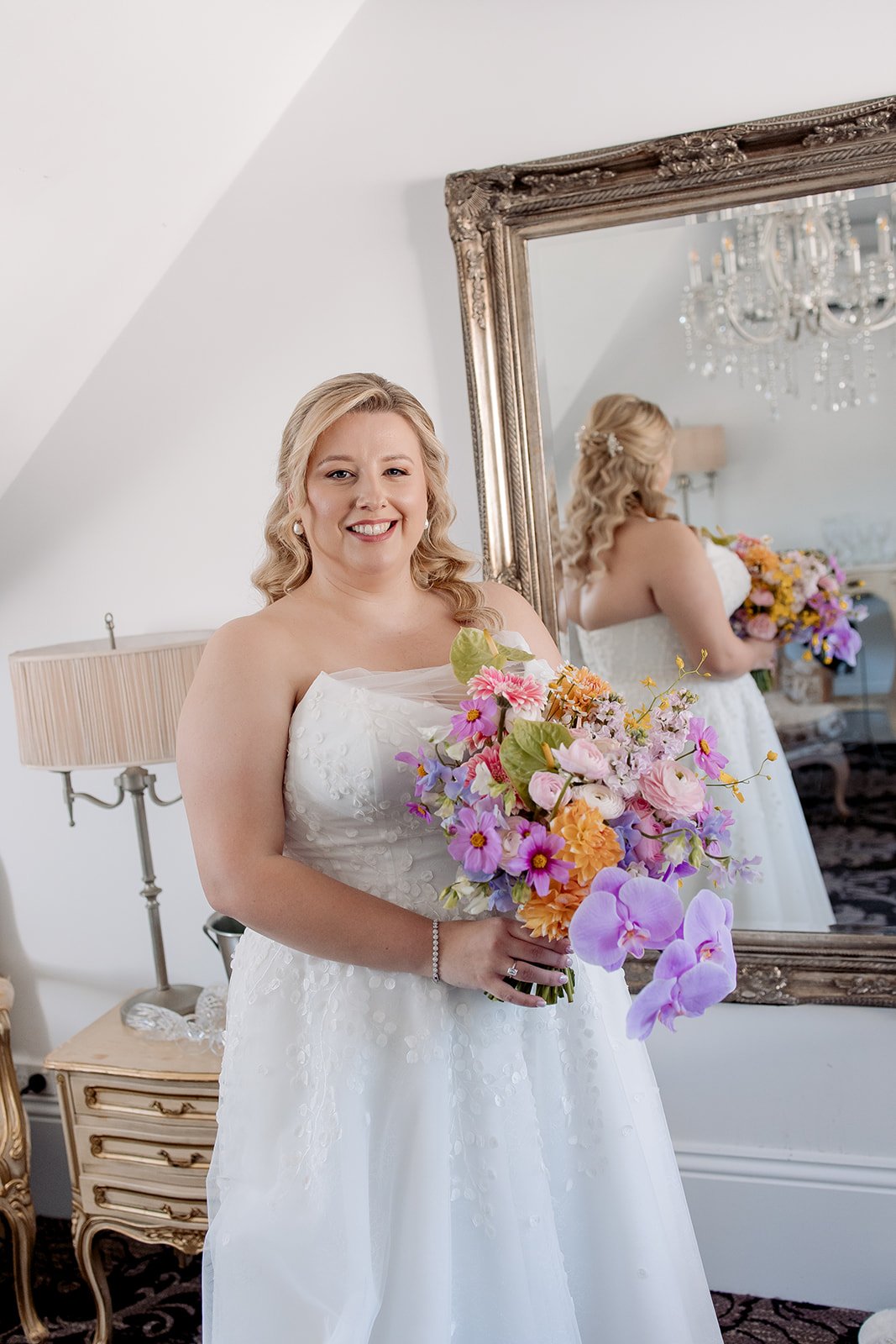 0032 AI INLIGHTEN 20251011.jpg