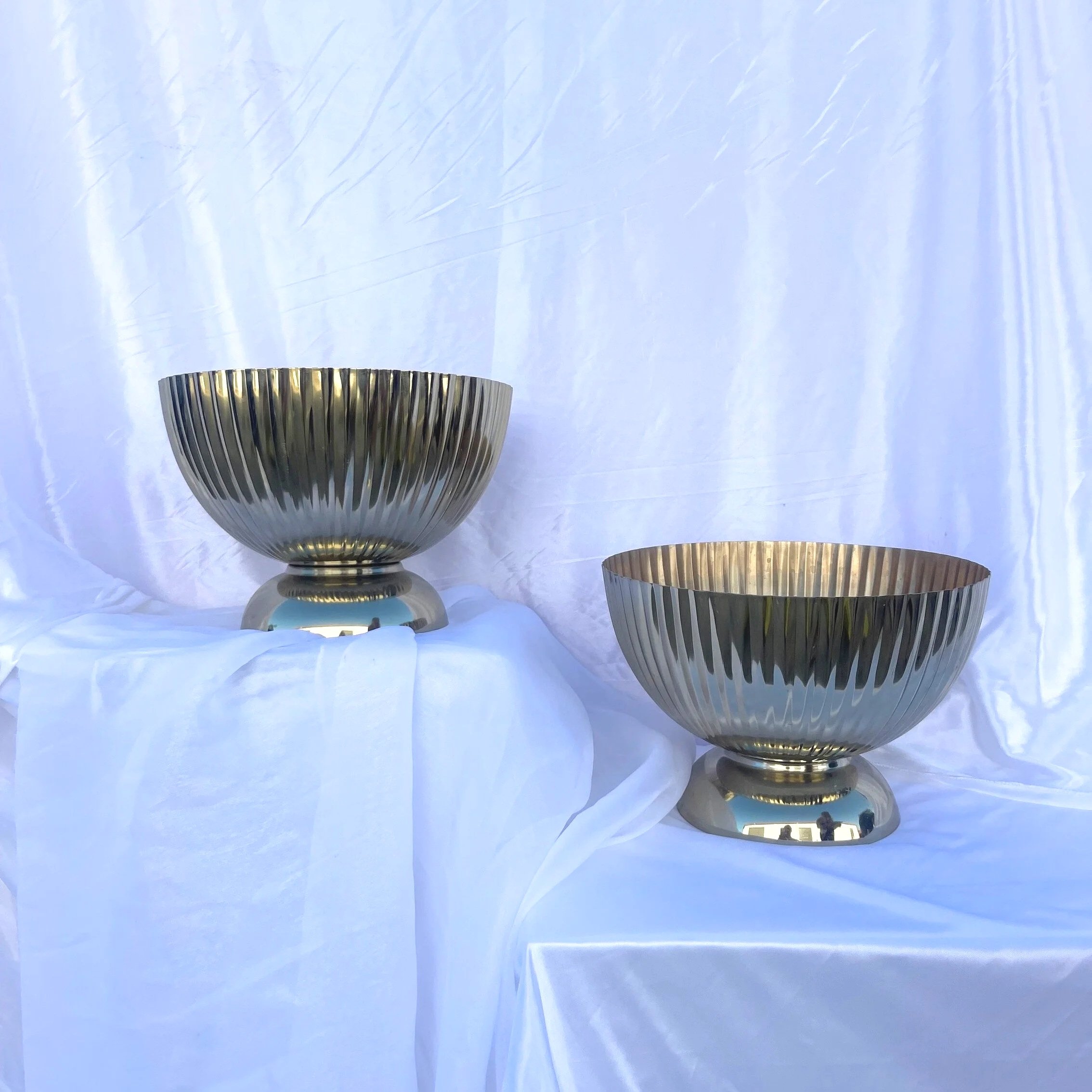 Large Ribbed Bowl - Gold