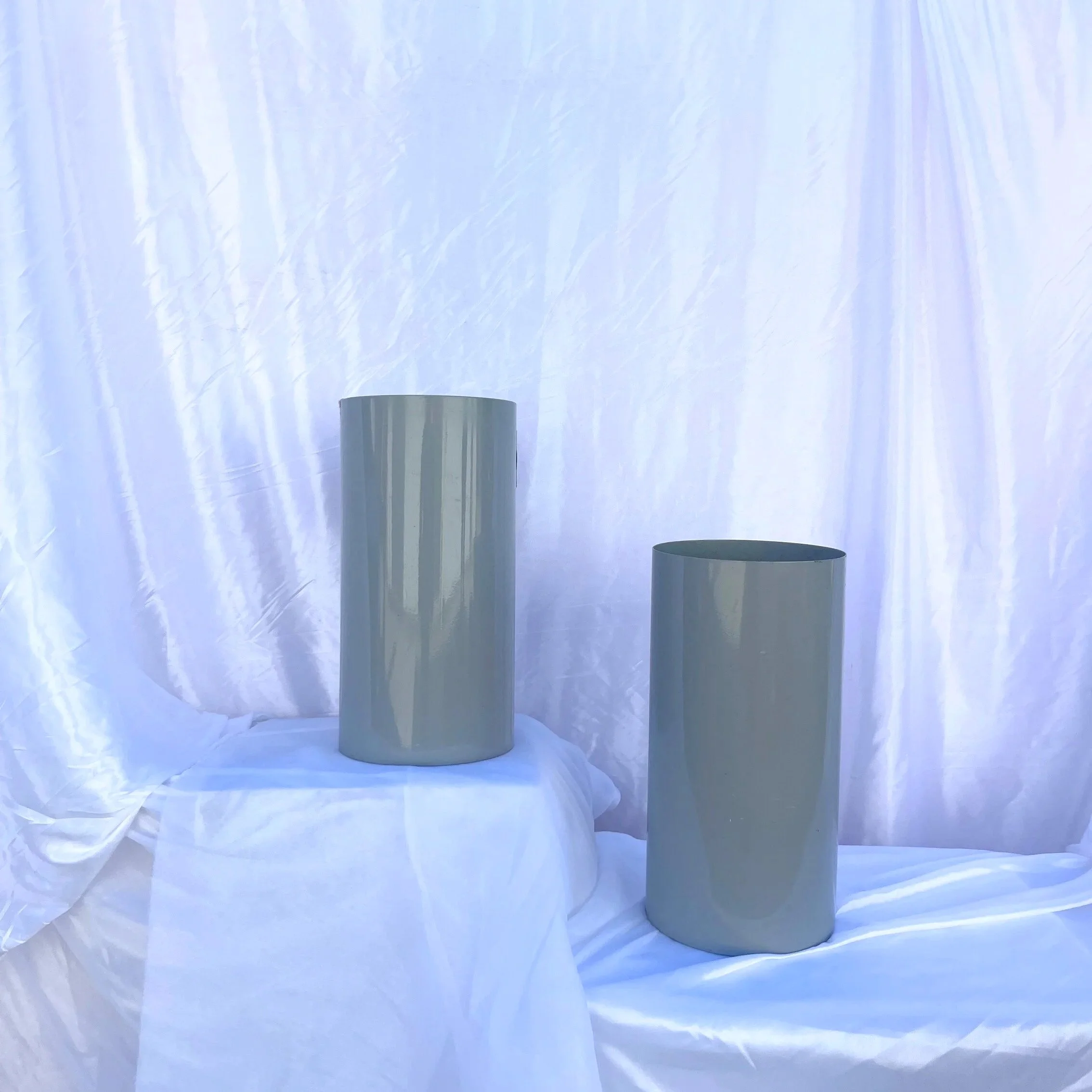 Large Cylinder - Grey