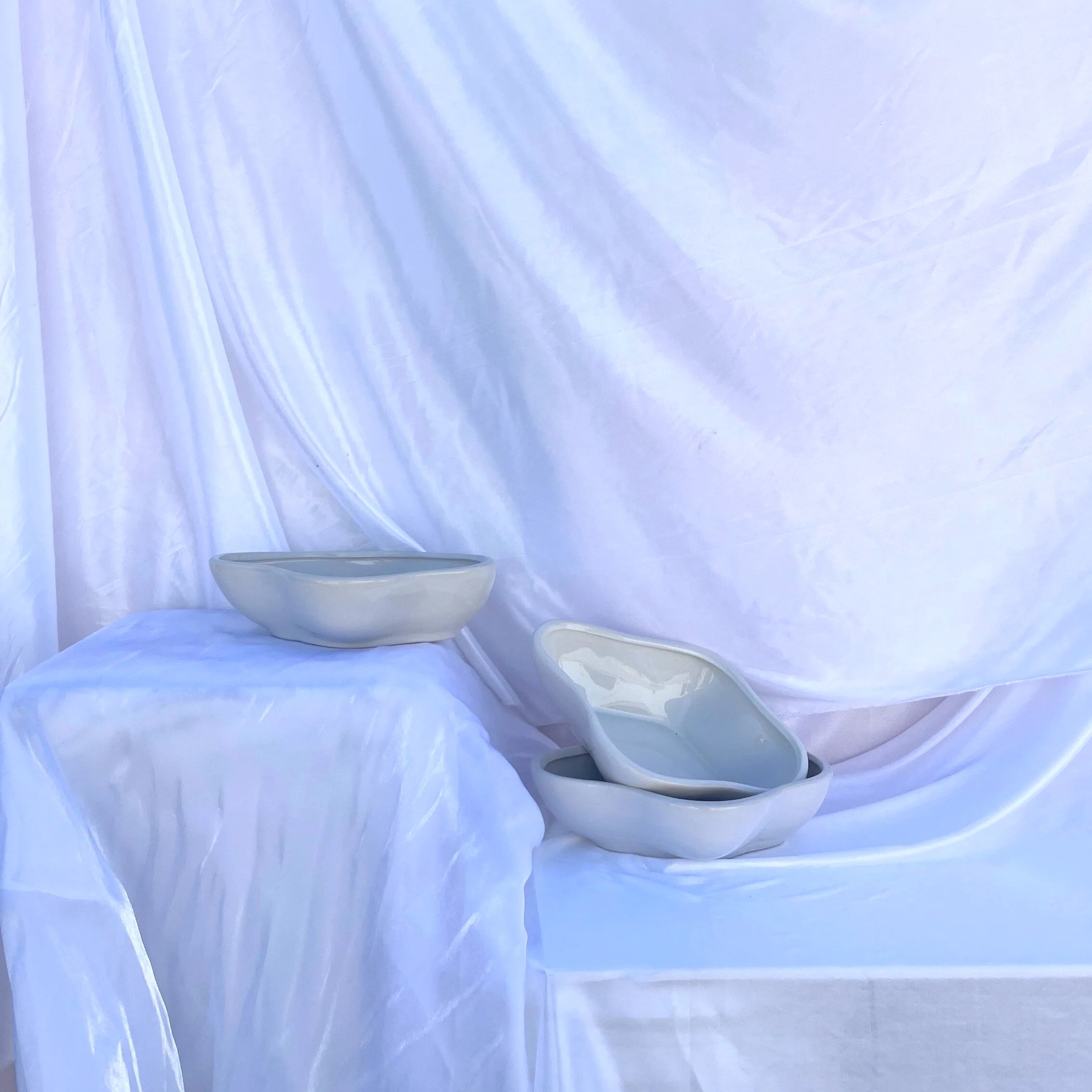 Low Wavy Bowl - White