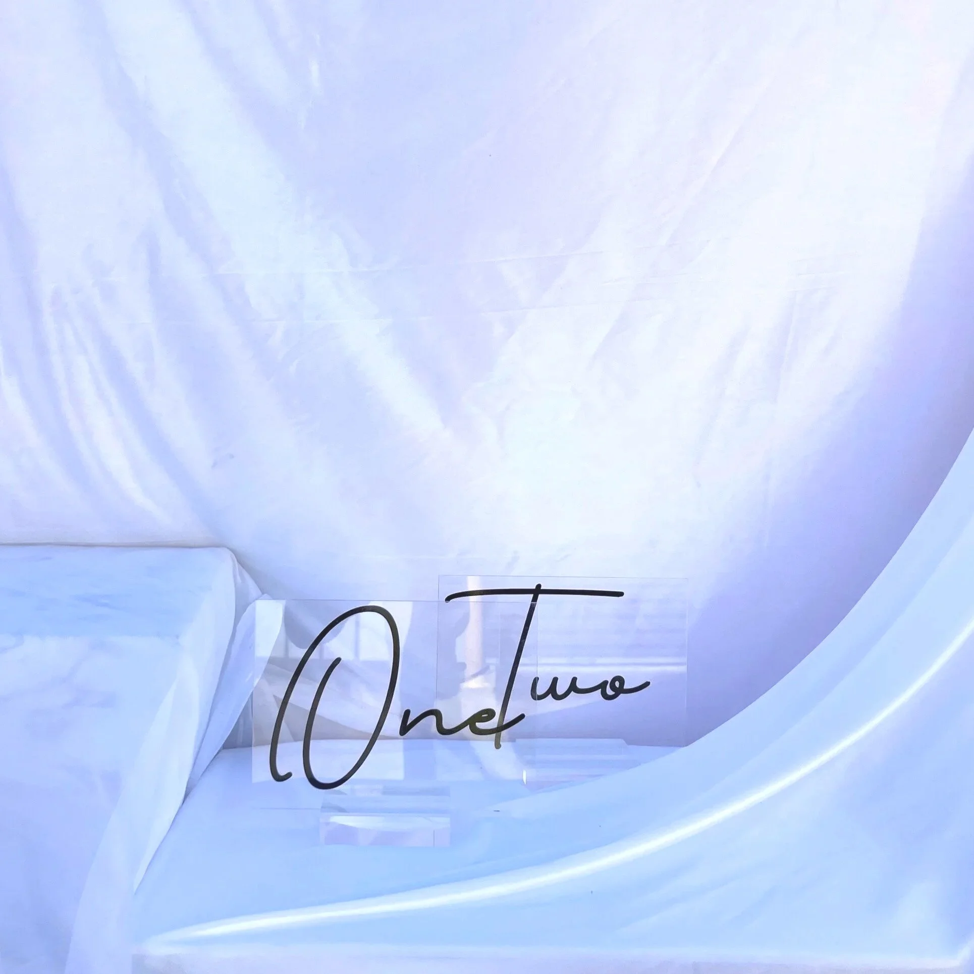 Table Numbers - Clear (1-10)