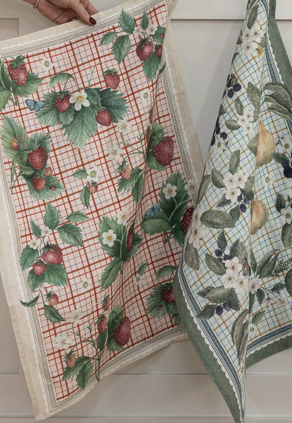 Strawberries 100% Linen Tea Towel