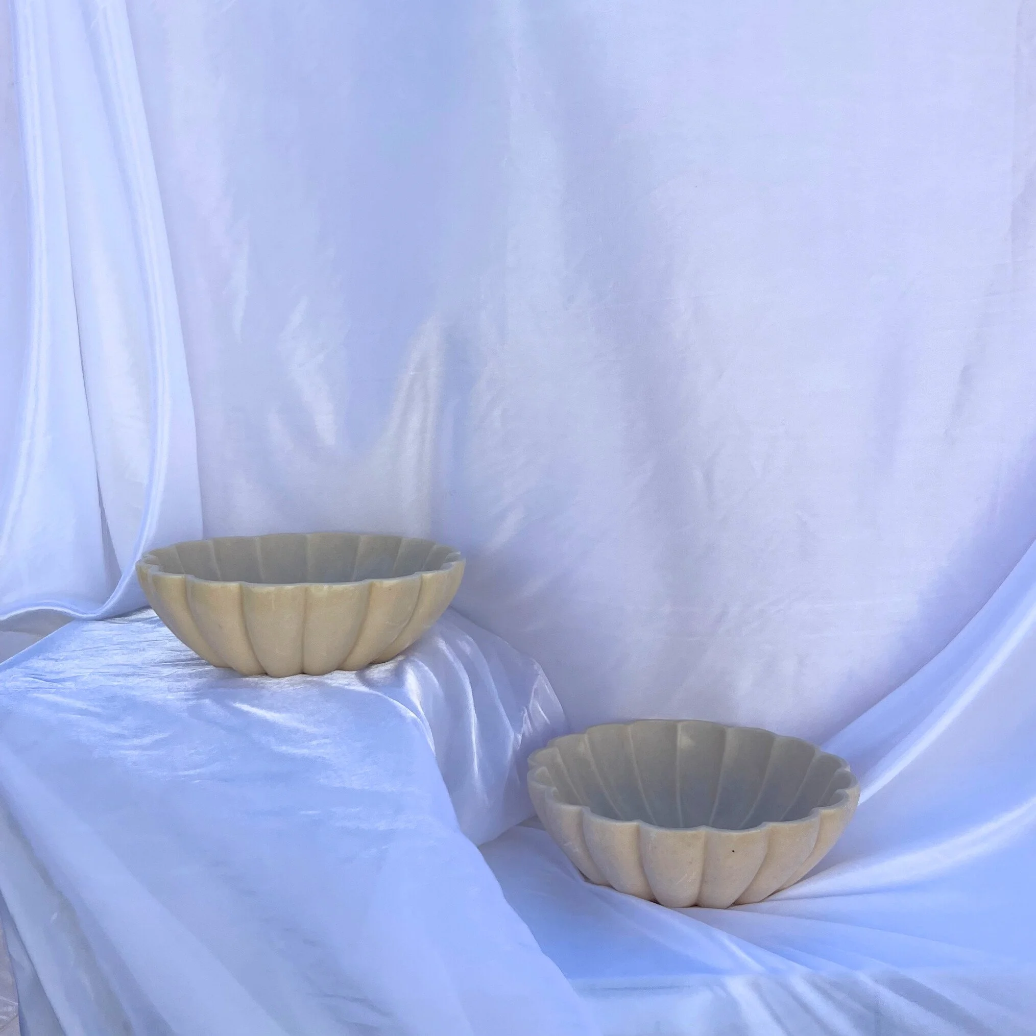 Low Wavy Bowl - Nude