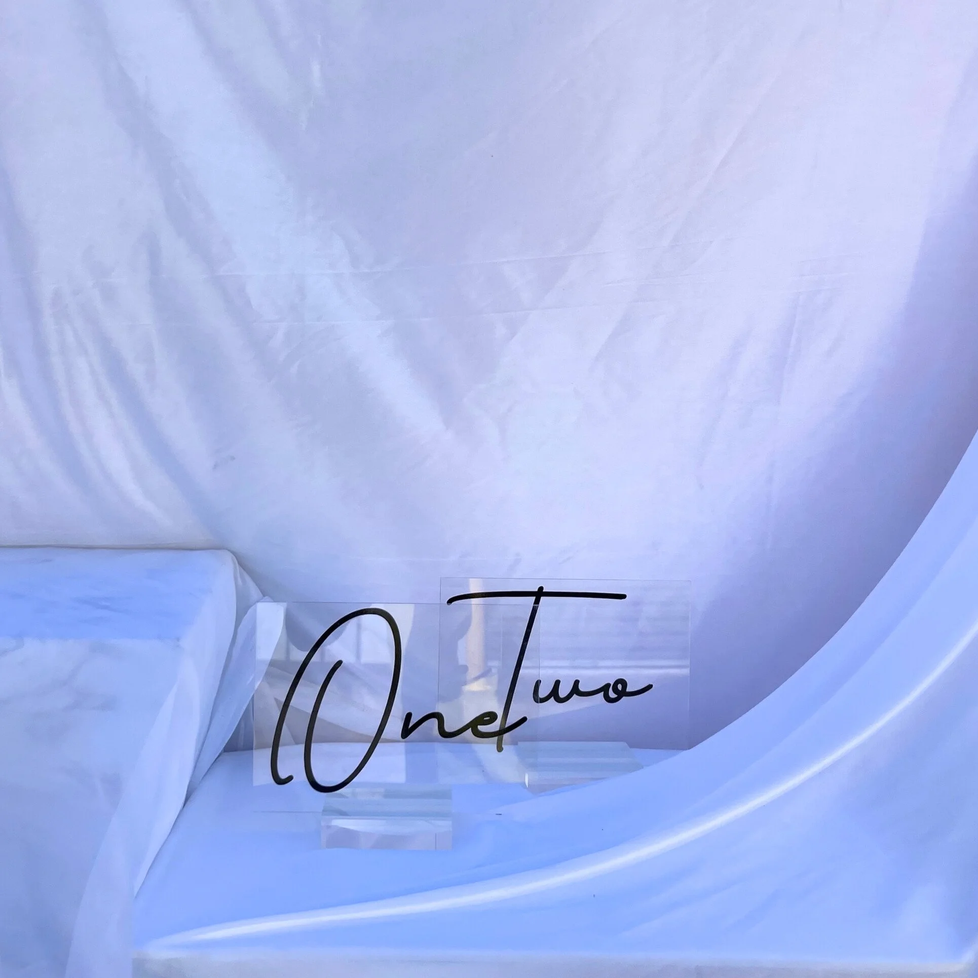 Table Numbers - Clear (1-10)