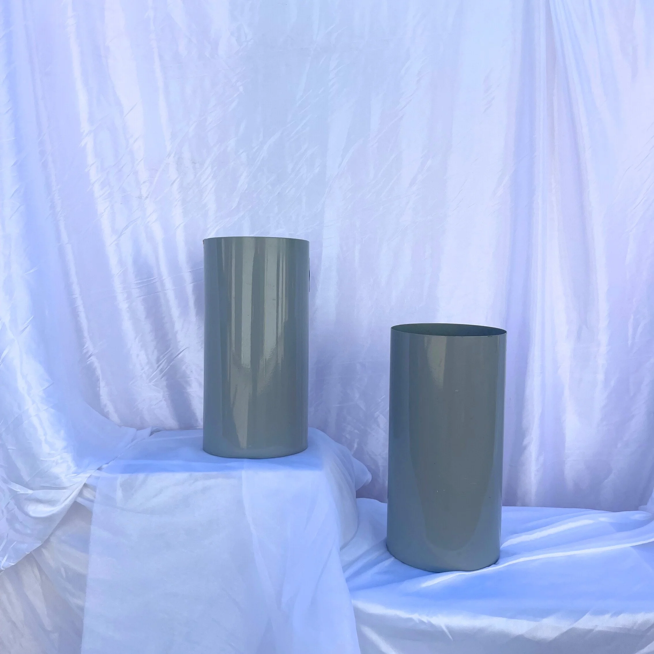 Large Cylinder - Grey