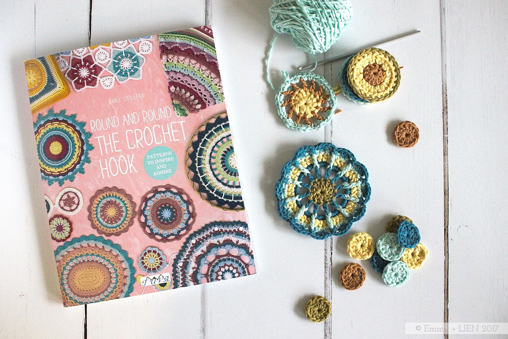 BOOK REVIEW: Round and Round the Crochet Hook