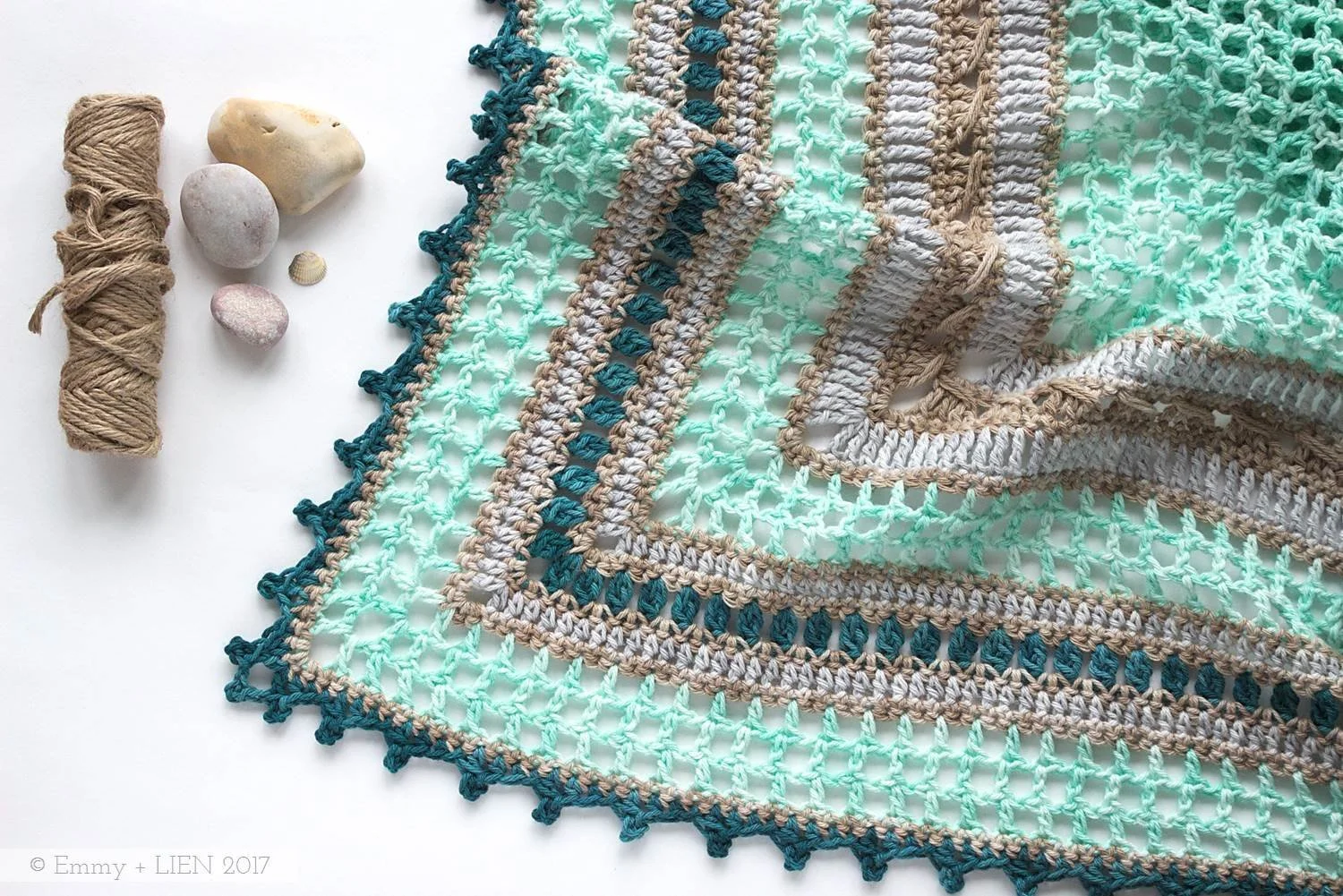 SeaGlassShawl_1.jpg