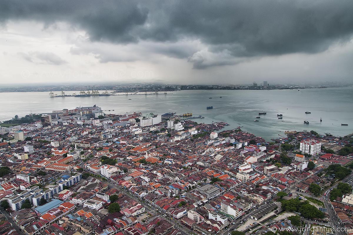 storm-above-george-town.jpg