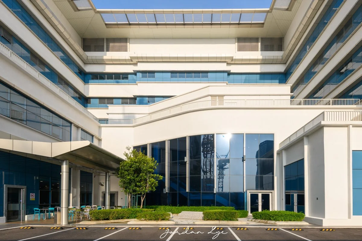 Exterior 05.JPG