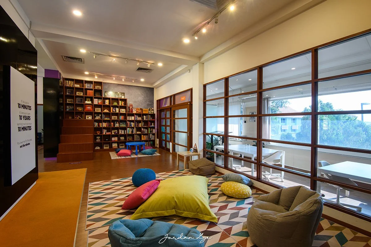 Creative Design House USM