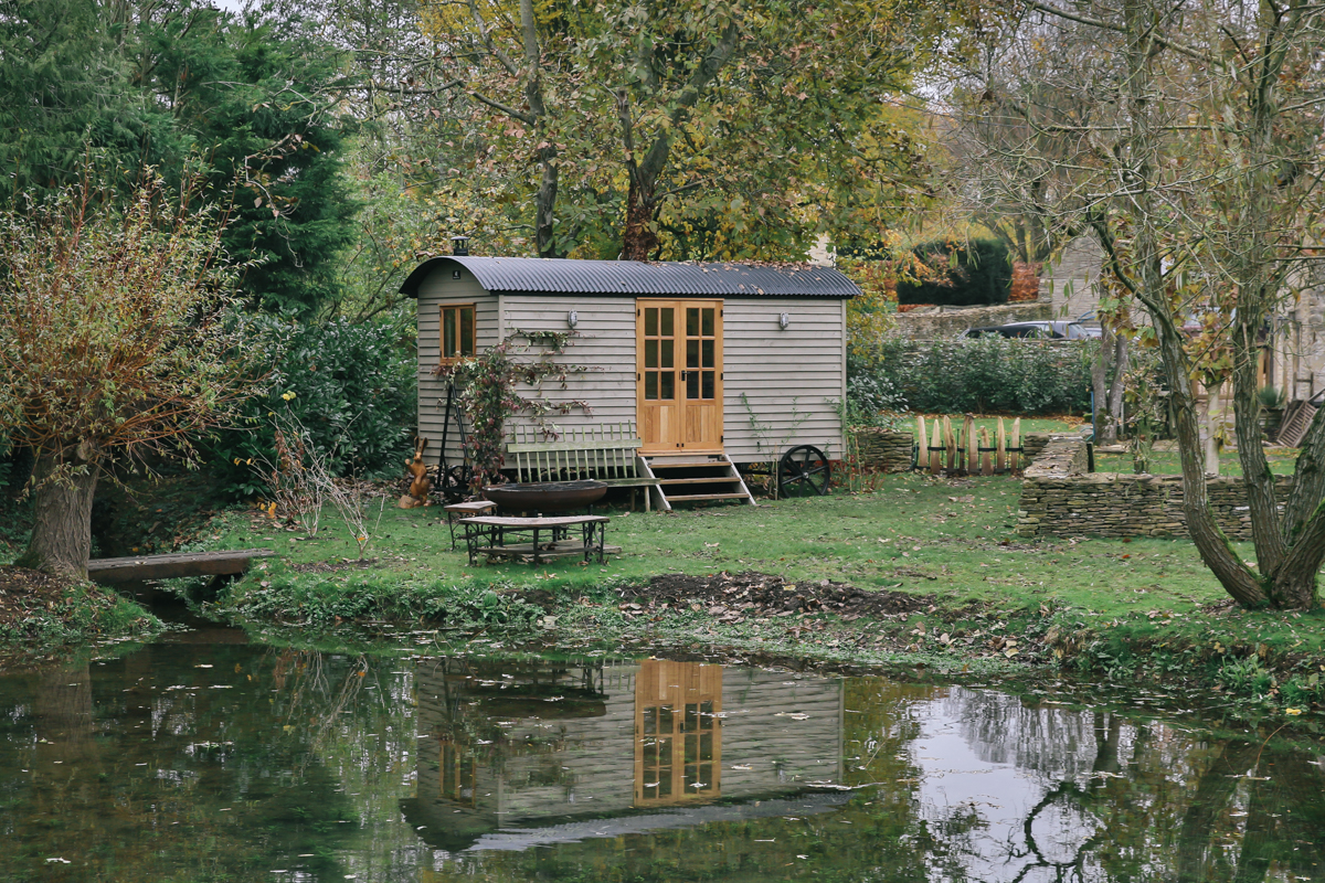 Shepherds Hut by Red Sky Shepherds Huts