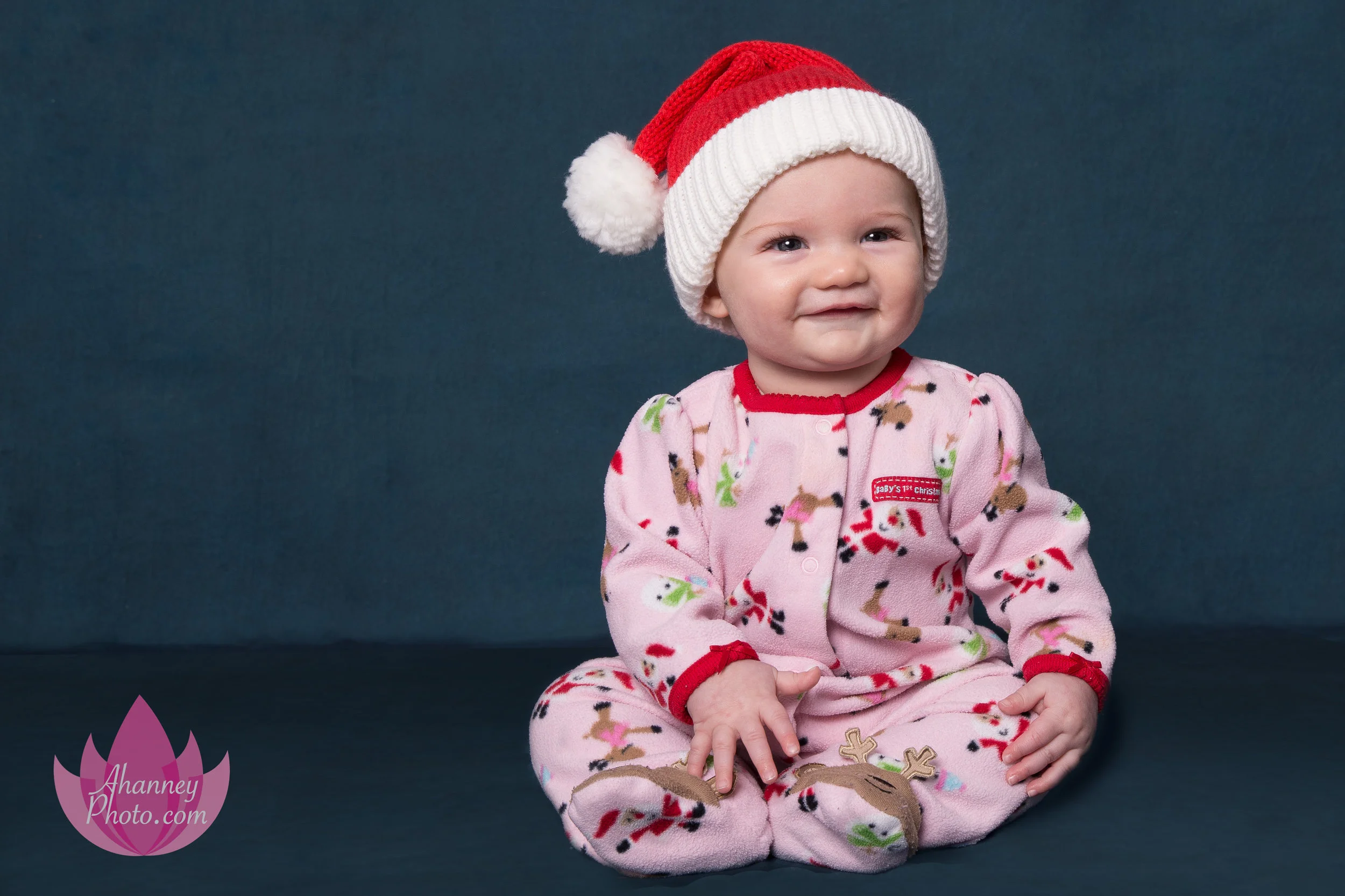AHanneyPhoto family christmas pajamas