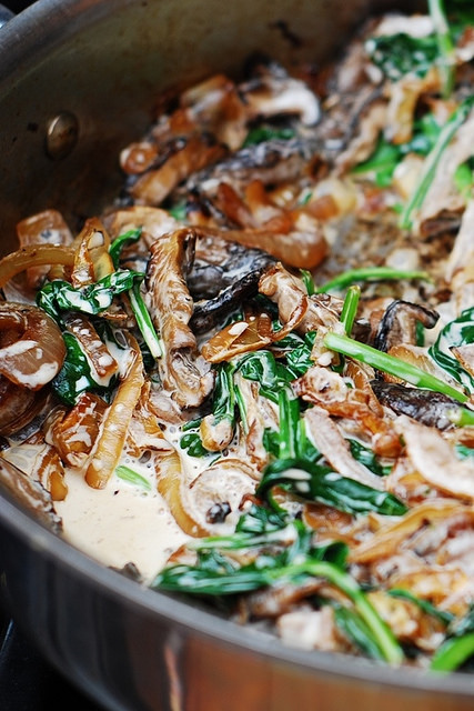 SAUTEED SPINANCH, MUSHROOMS & CARMALIZED ONIONS