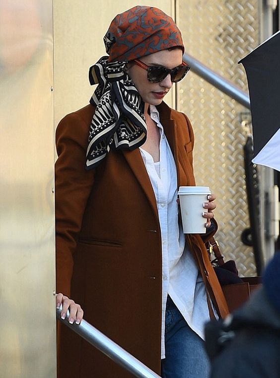  {Image Source: Anne Hathaway via Daily Mail UK} 