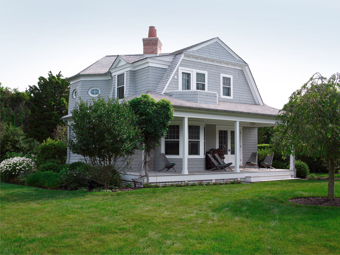 Gambrel-Style-Guest-Cottage-Westhampton-2.jpg