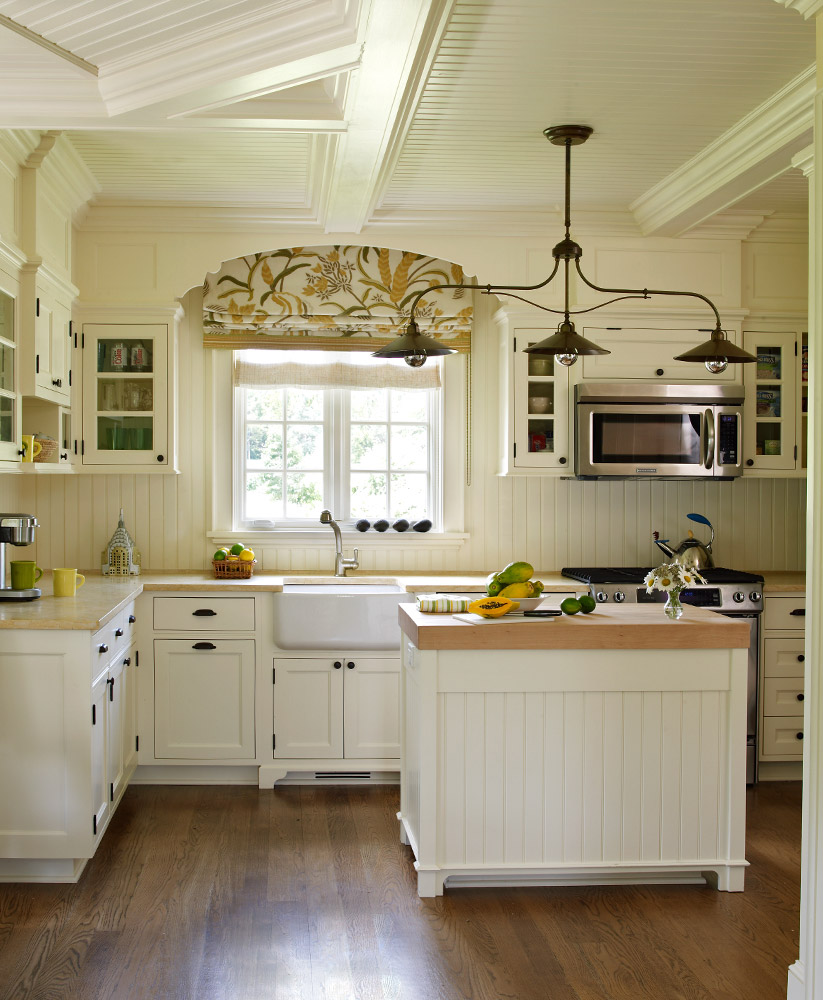 Gambrel-Style-Guest-Cottage-Westhampton-4.jpg