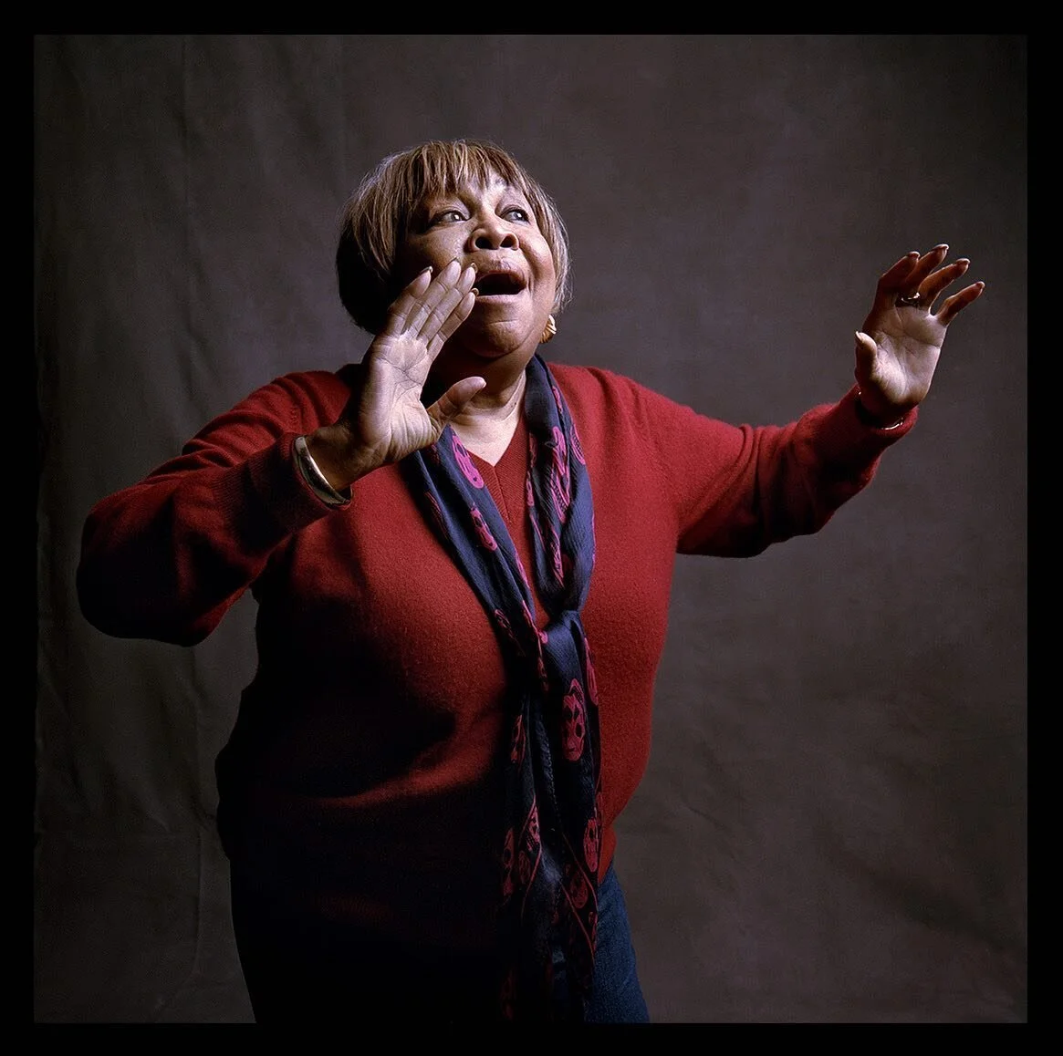 Rock n roll hall of fame , blues hall of fame , r&amp;b + gospel singer , civil rights activist and actress - what hasn&rsquo;t she done ? Happy birthday @mavisstaples ! ⭐️⭐️⭐️
&bull;
&bull;
&bull;
#dannyclinch #dannybones #dannyclinchphotography #dc